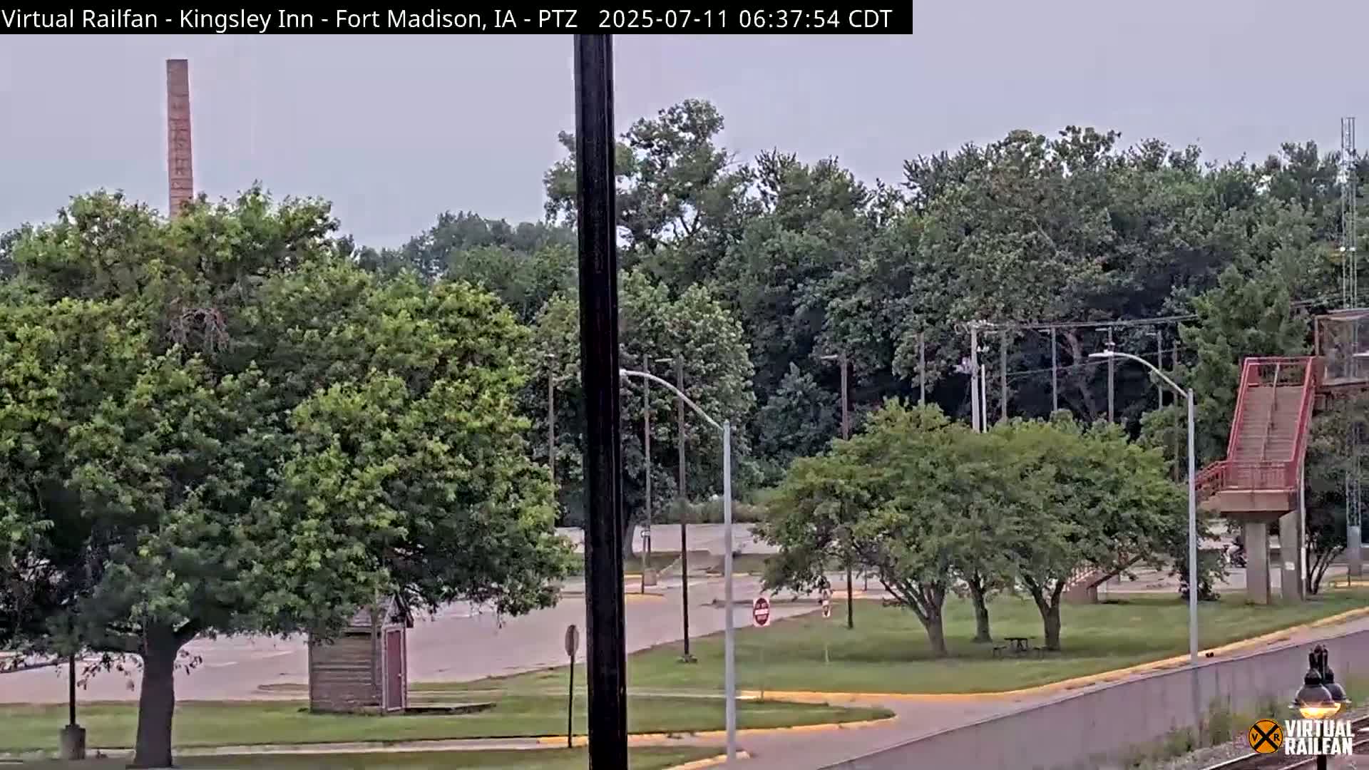 Fort Madison Bridge & Mississippi River & Fort Madison Train Amtrak Station Live Cam - Fort Madison, Lee, Iowa, USA