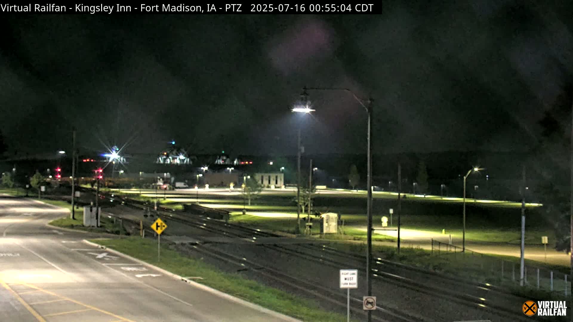 Fort Madison Bridge & Mississippi River & Fort Madison Train Amtrak Station Live Cam - Fort Madison, Lee, Iowa, USA