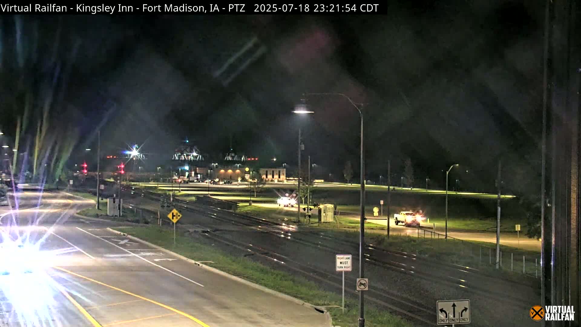 Fort Madison Bridge & Mississippi River & Fort Madison Train Amtrak Station Live Cam - Fort Madison, Lee, Iowa, USA
