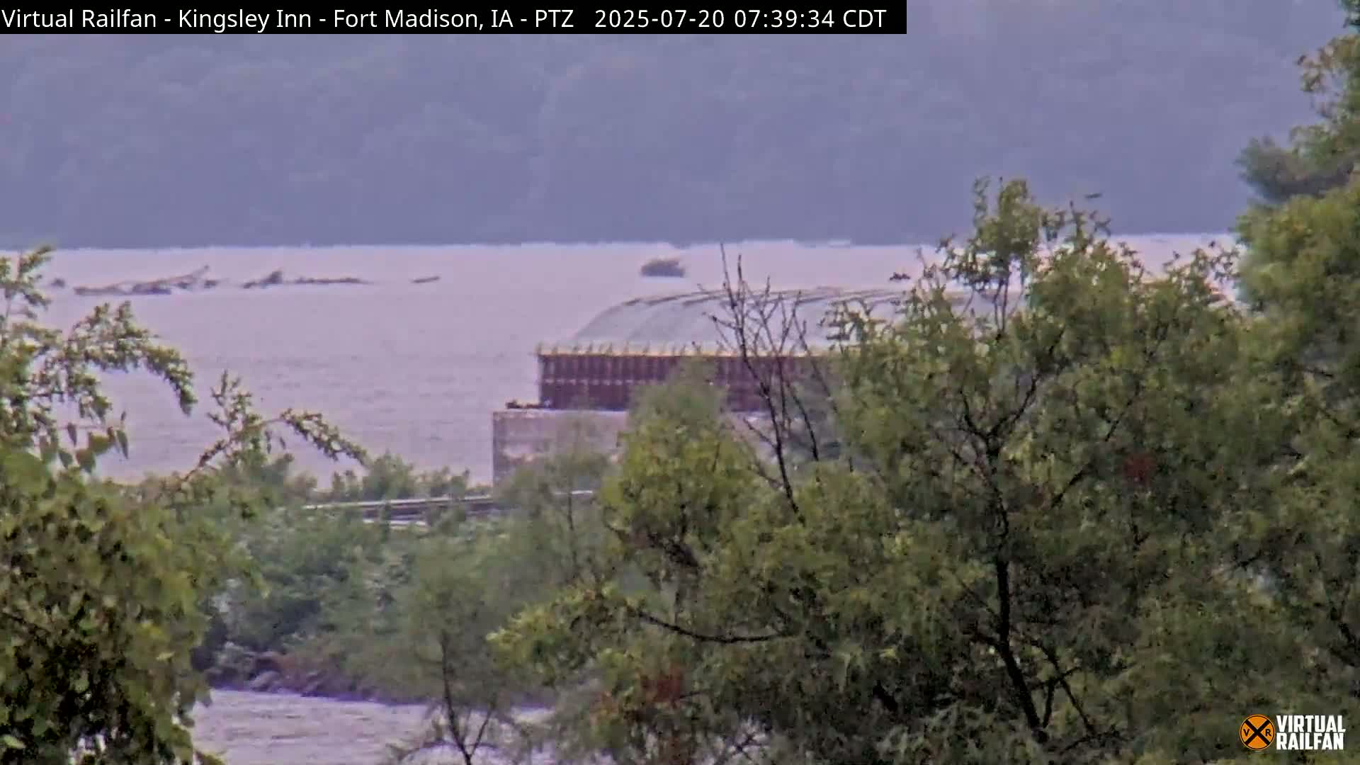 Fort Madison Bridge & Mississippi River & Fort Madison Train Amtrak Station Live Cam - Fort Madison, Lee, Iowa, USA