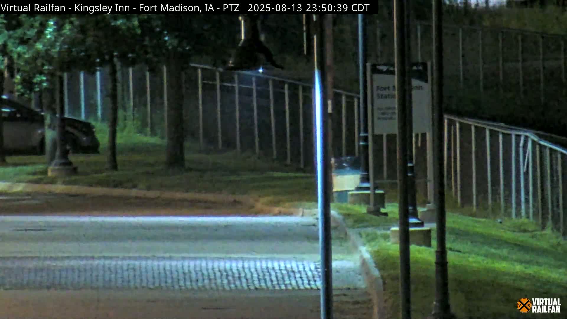 Fort Madison Bridge & Mississippi River & Fort Madison Train Amtrak Station Live Cam - Fort Madison, Lee, Iowa, USA