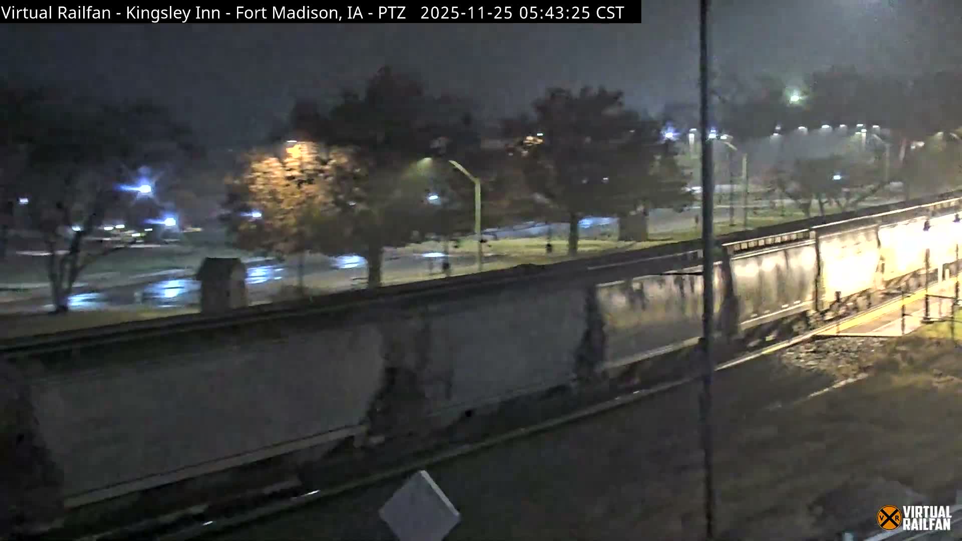 Fort Madison Bridge & Mississippi River & Fort Madison Train Amtrak Station Live Cam - Fort Madison, Lee, Iowa, USA