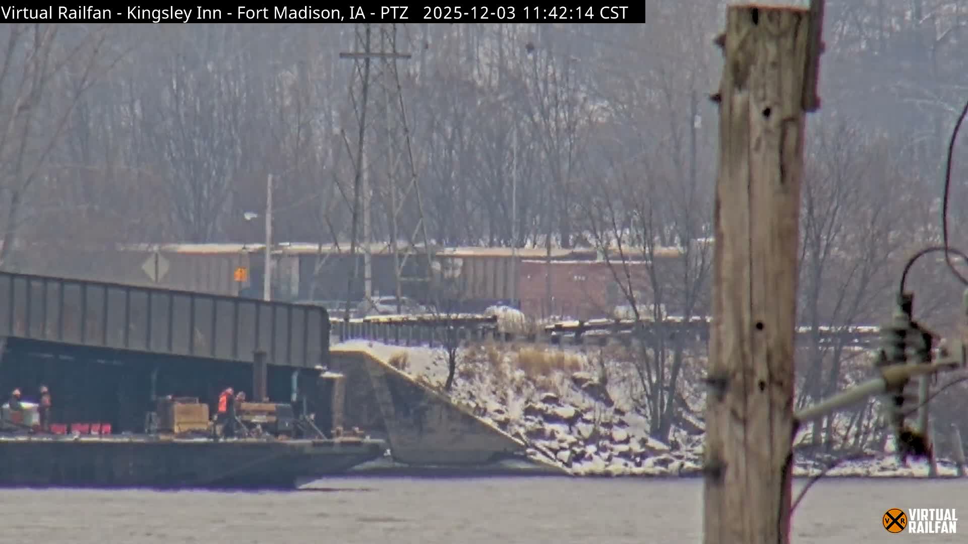 Fort Madison Bridge & Mississippi River & Fort Madison Train Amtrak Station Live Cam - Fort Madison, Lee, Iowa, USA