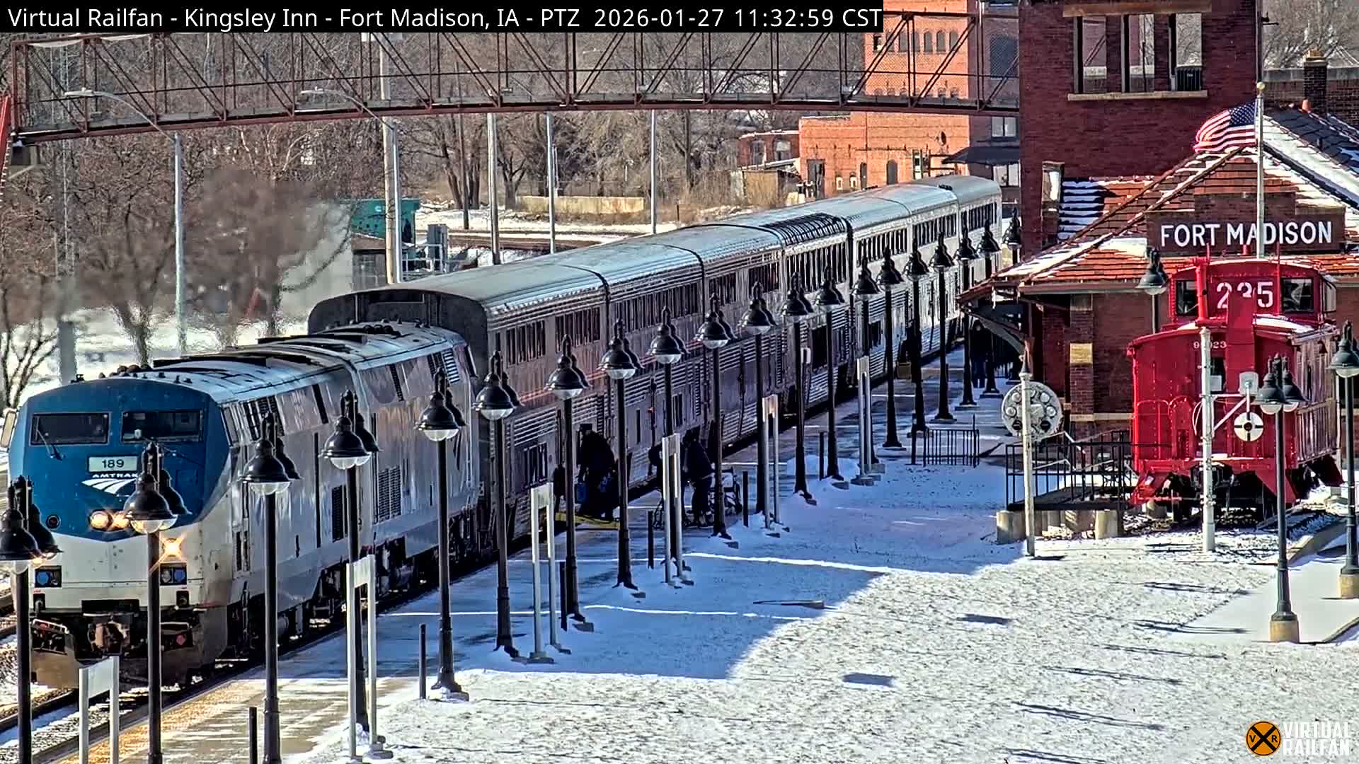 Fort Madison Bridge & Mississippi River & Fort Madison Train Amtrak Station Live Cam - Fort Madison, Lee, Iowa, USA