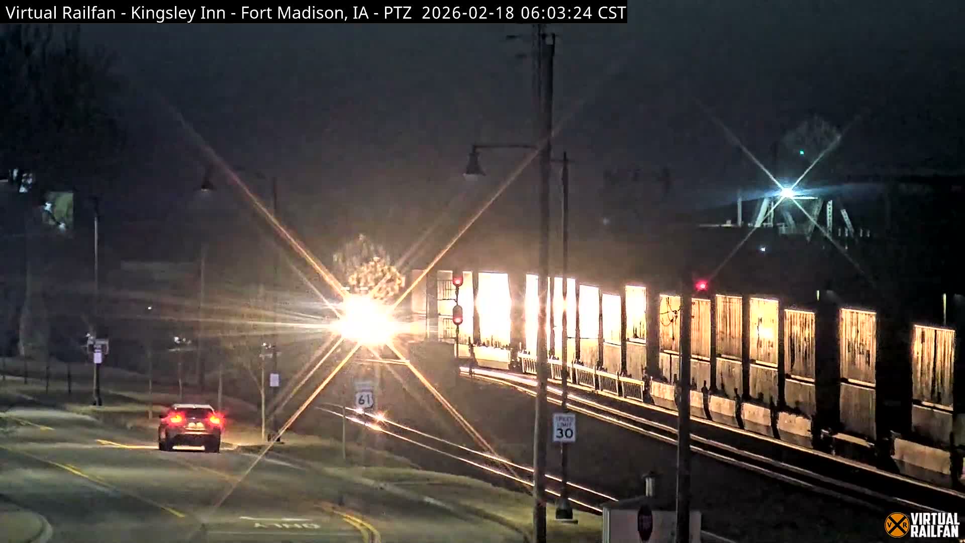 Fort Madison Bridge & Mississippi River & Fort Madison Train Amtrak Station Live Cam - Fort Madison, Lee, Iowa, USA
