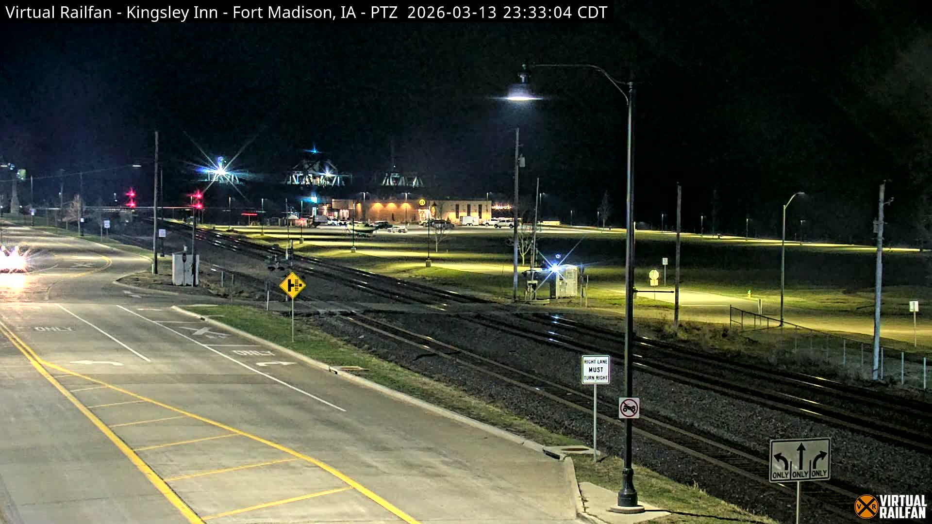 Fort Madison Bridge & Mississippi River & Fort Madison Train Amtrak Station Live Cam - Fort Madison, Lee, Iowa, USA