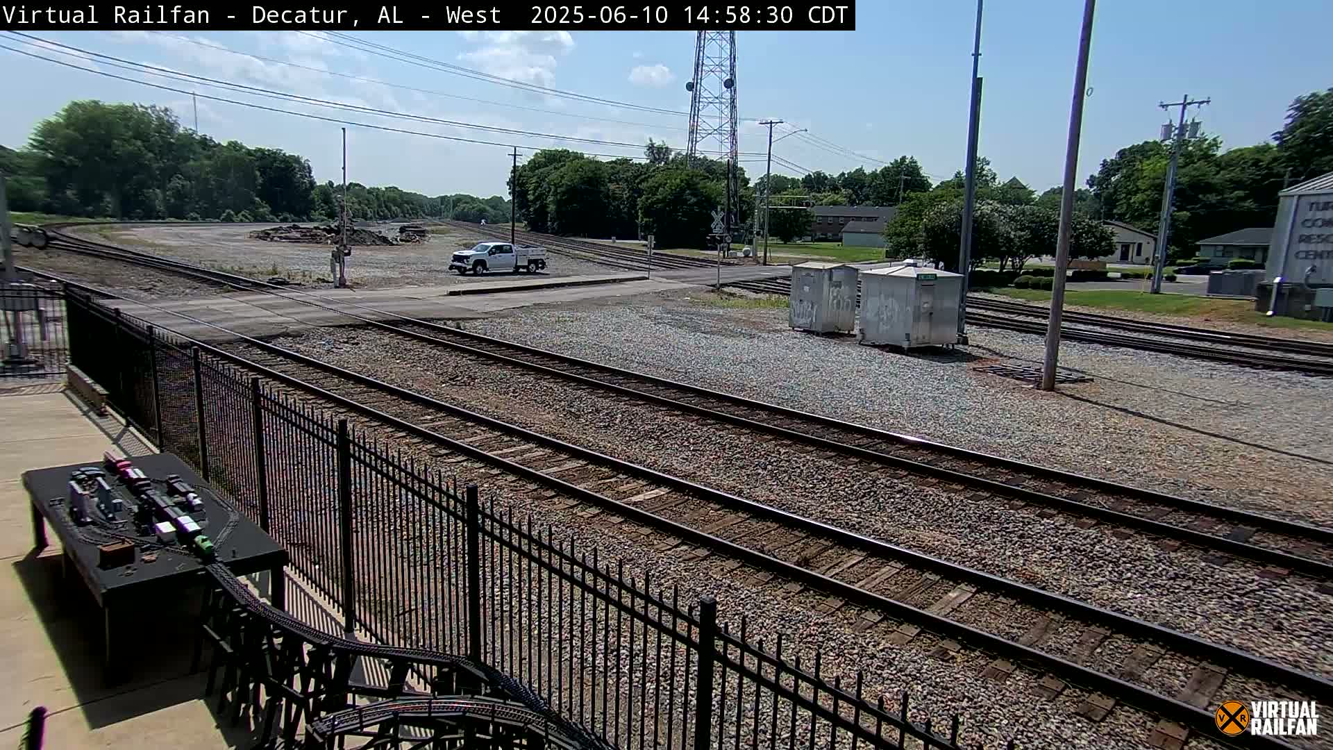 Decatur Nortfolk Southern Railway Depot Junction Live Cam - Decatur, Morgan, Alabama, USA