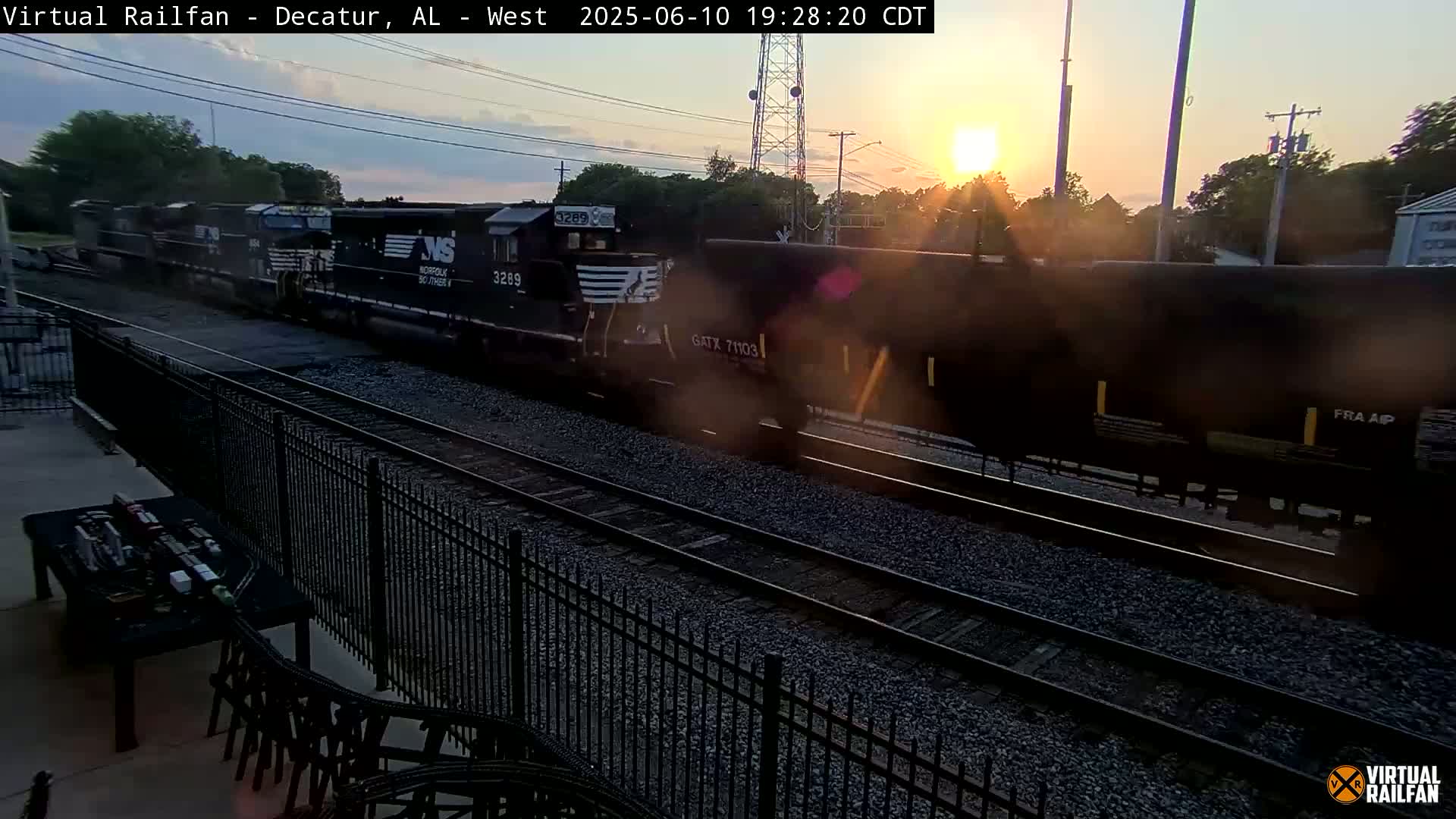 Decatur Nortfolk Southern Railway Depot Junction Live Cam - Decatur, Morgan, Alabama, USA