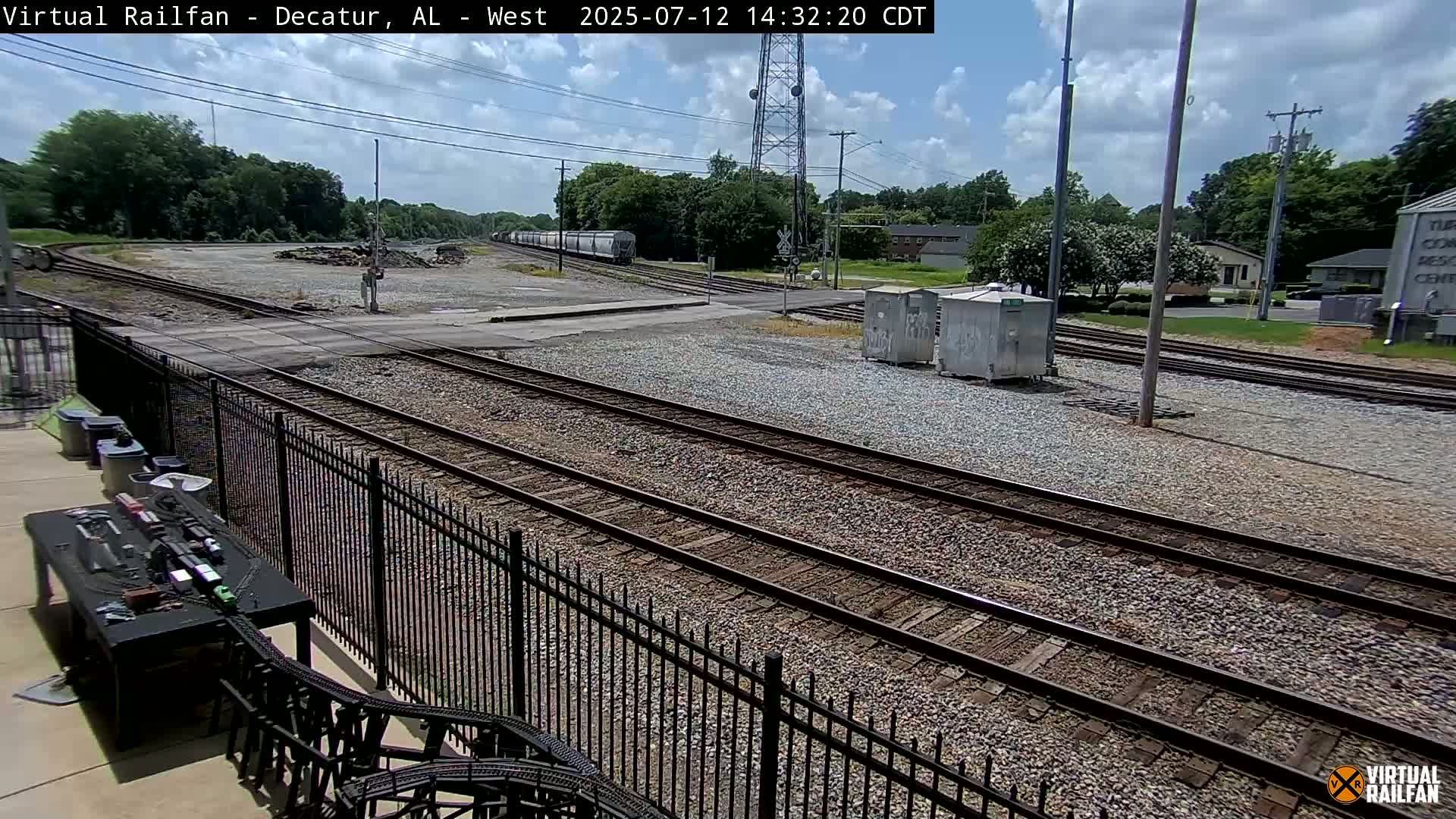 Decatur Nortfolk Southern Railway Depot Junction Live Cam - Decatur, Morgan, Alabama, USA