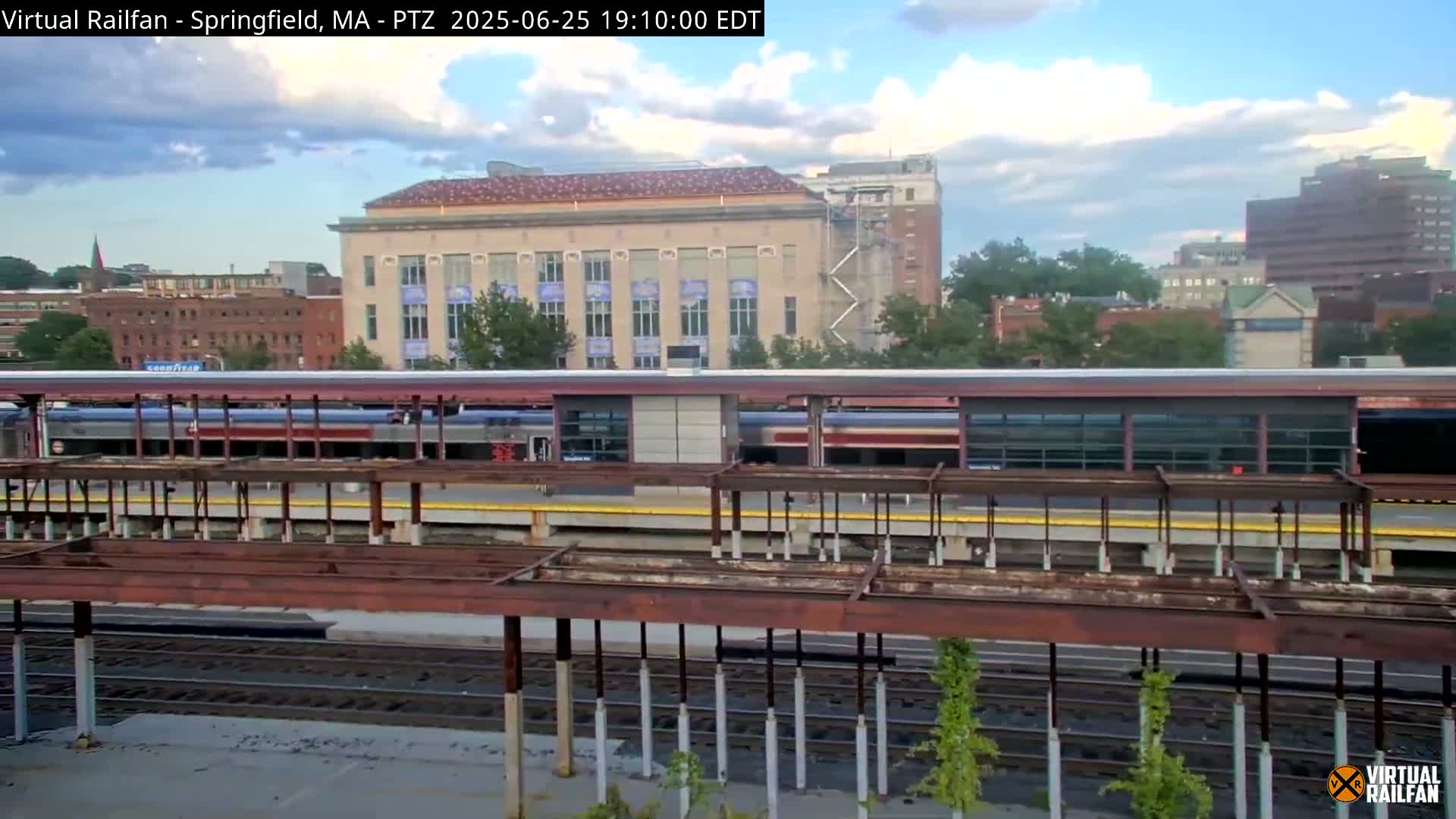Springfield City & Springfield Union Railway Station Live Cam - Springfield, Hampden, Massachusetts, USA