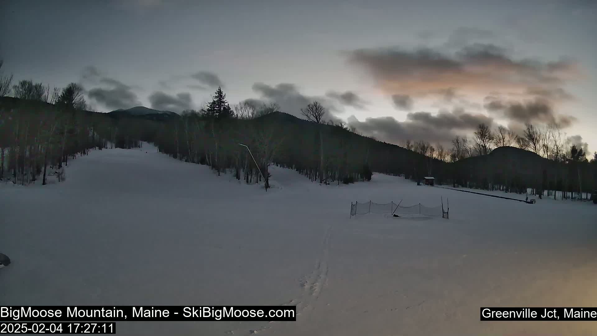 Big Moose Mountain Ski Live Cam - Greenville, Maine, USA