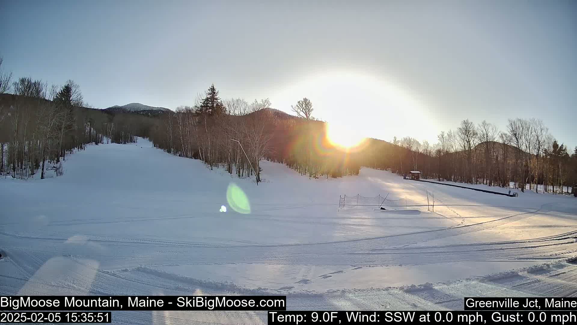 Big Moose Mountain Ski Live Cam - Greenville, Maine, USA