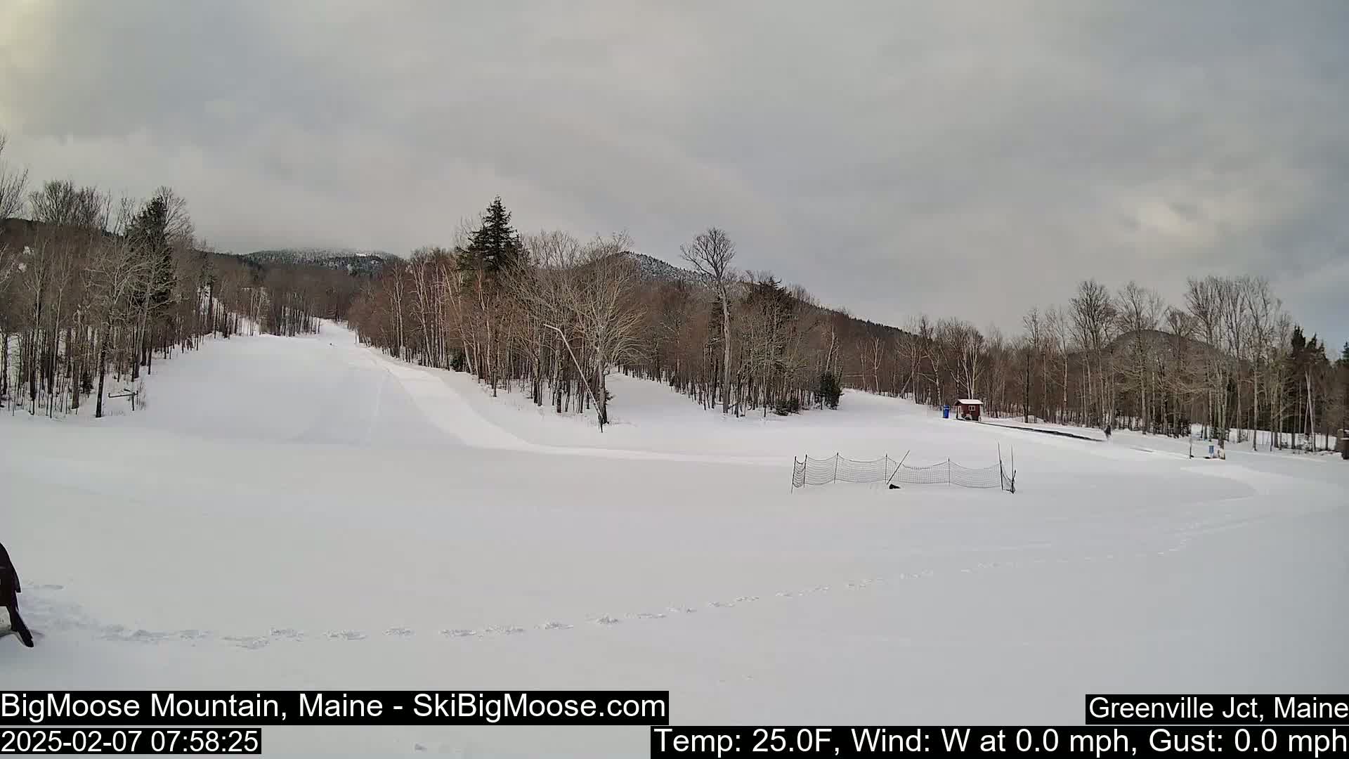 Big Moose Mountain Ski Live Cam - Greenville, Maine, USA
