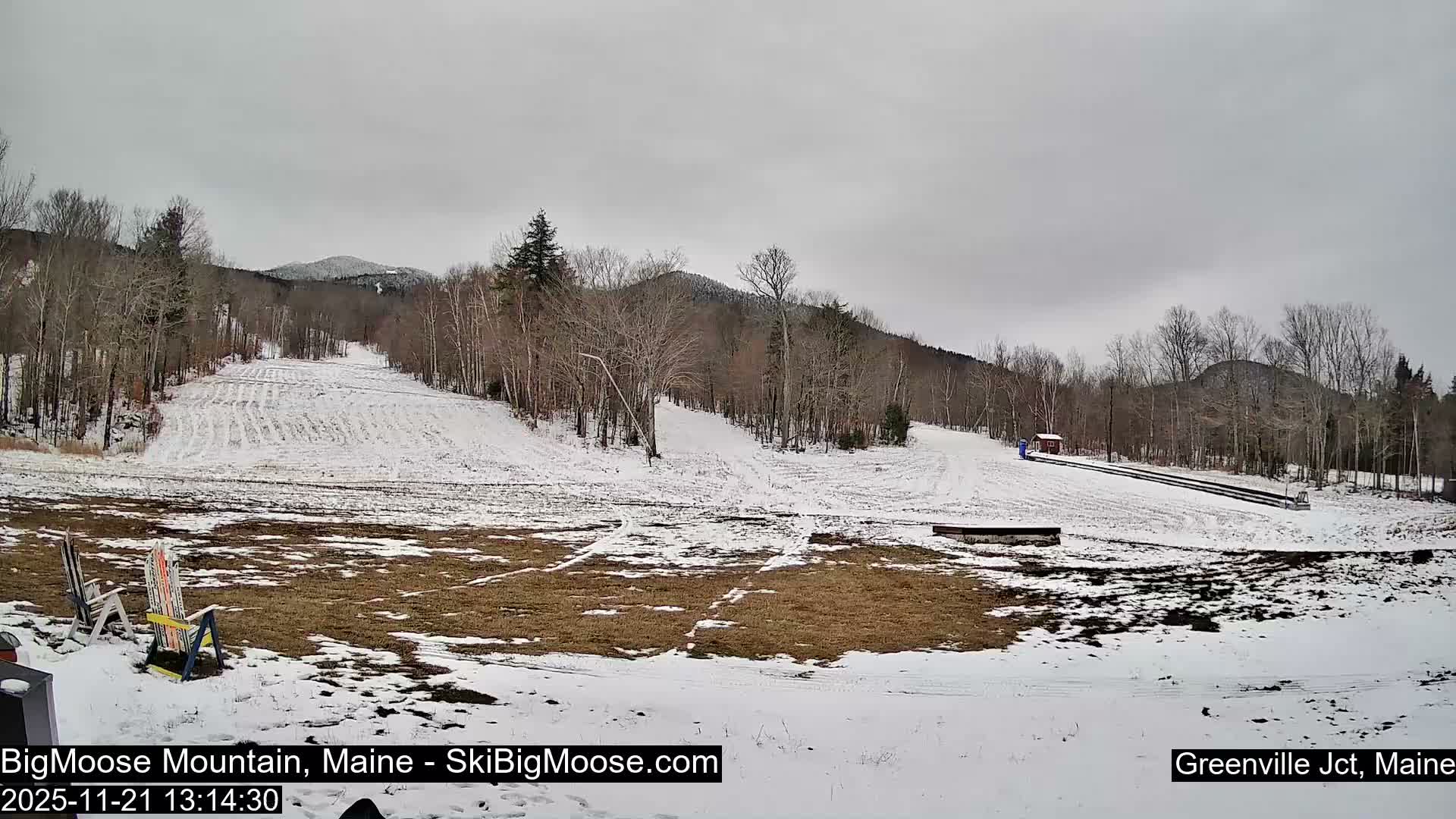 Big Moose Mountain Ski Live Cam - Greenville, Maine, USA