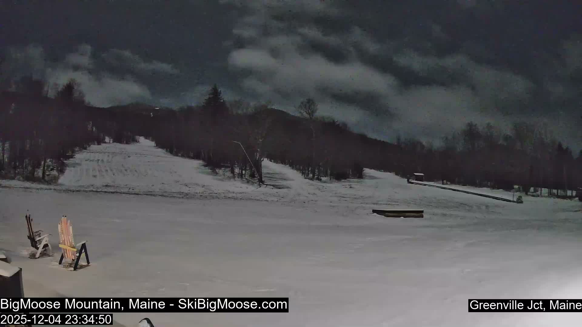 Big Moose Mountain Ski Live Cam - Greenville, Maine, USA