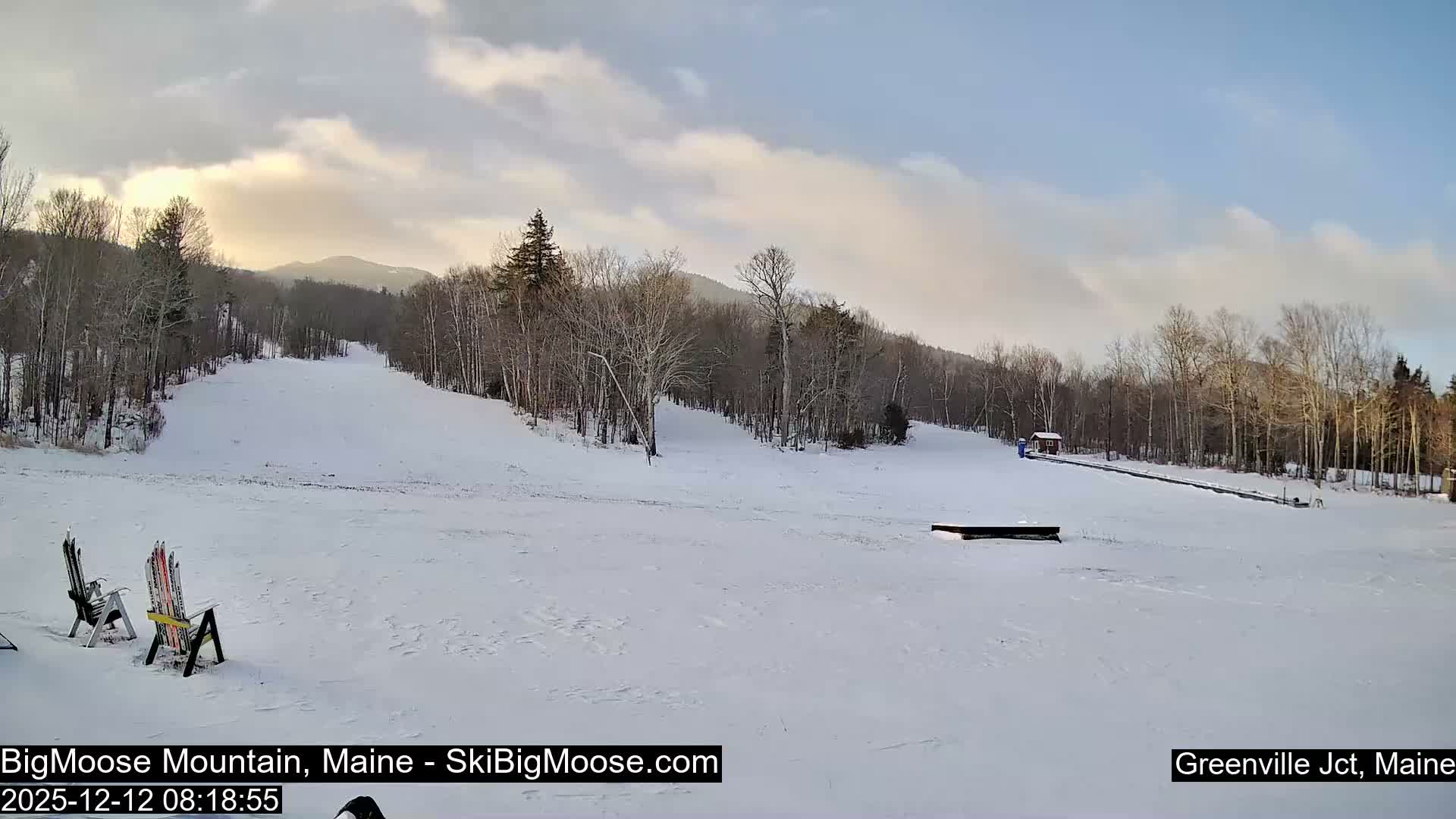 Big Moose Mountain Ski Live Cam - Greenville, Maine, USA