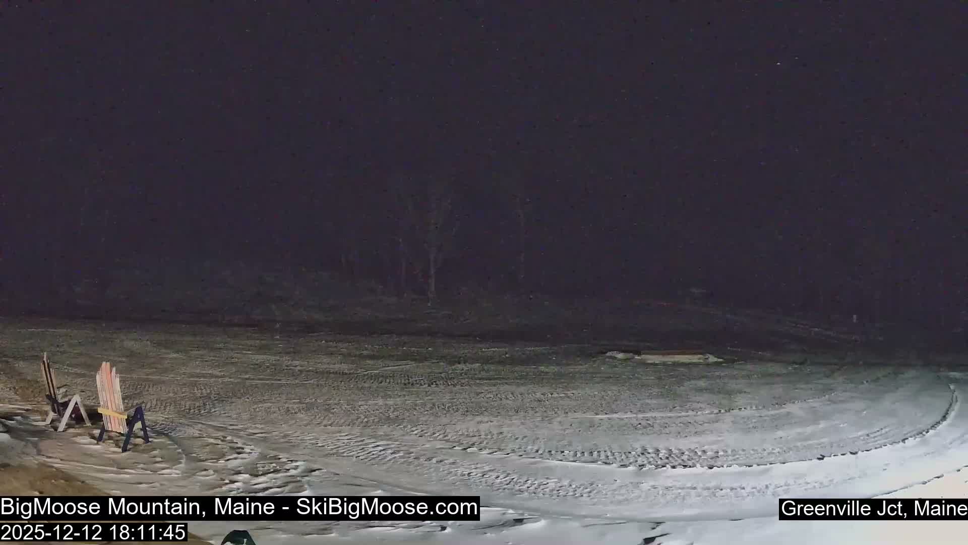 Big Moose Mountain Ski Live Cam - Greenville, Maine, USA