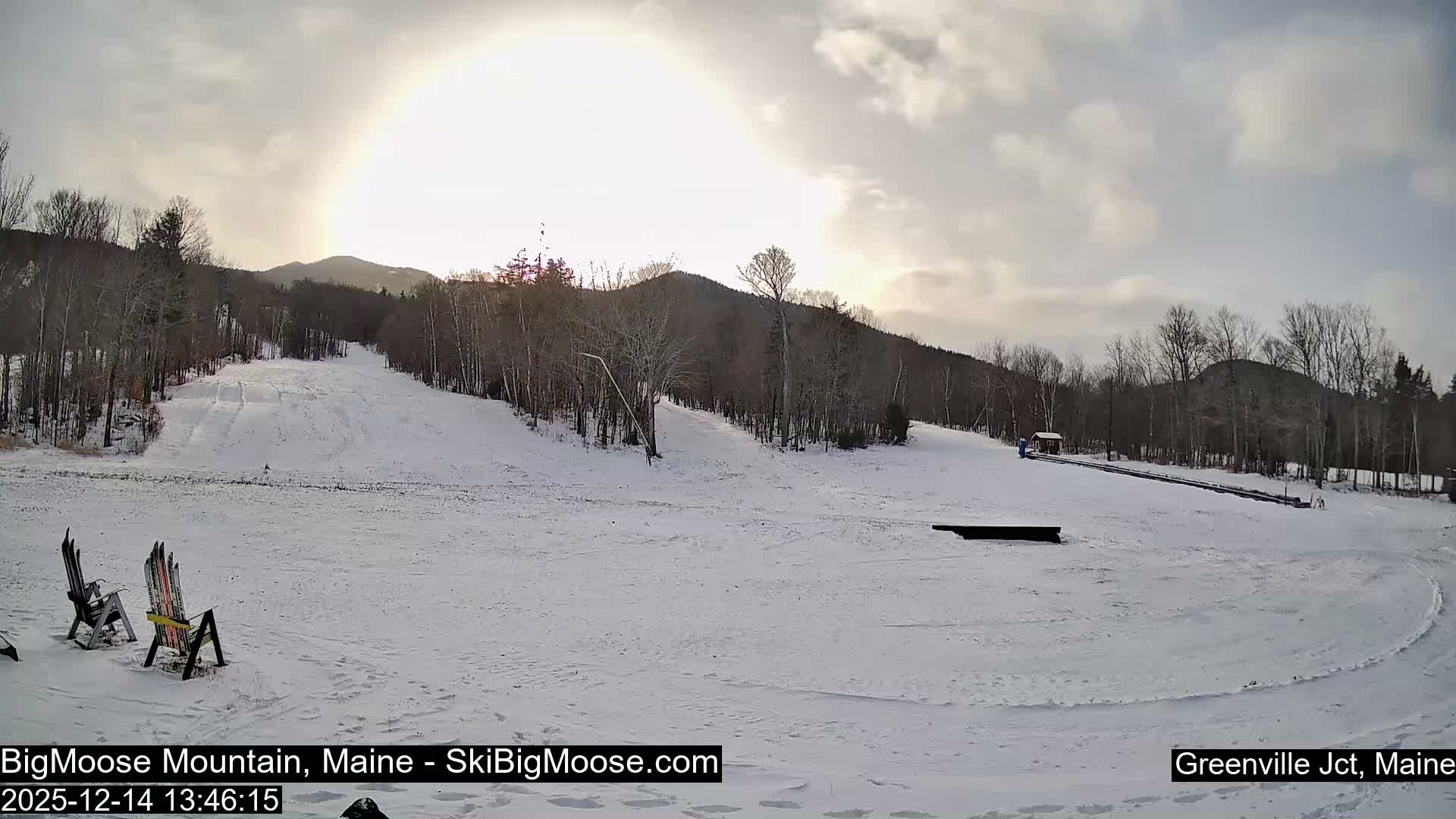 Big Moose Mountain Ski Live Cam - Greenville, Maine, USA