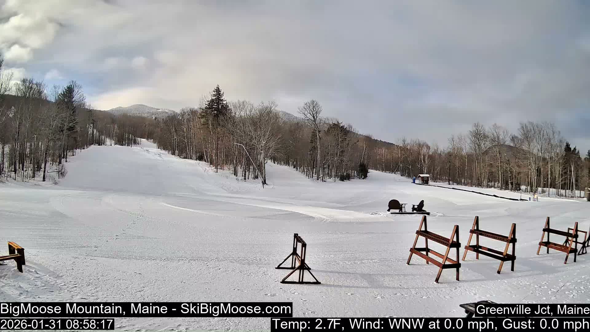Big Moose Mountain Ski Live Cam - Greenville, Maine, USA