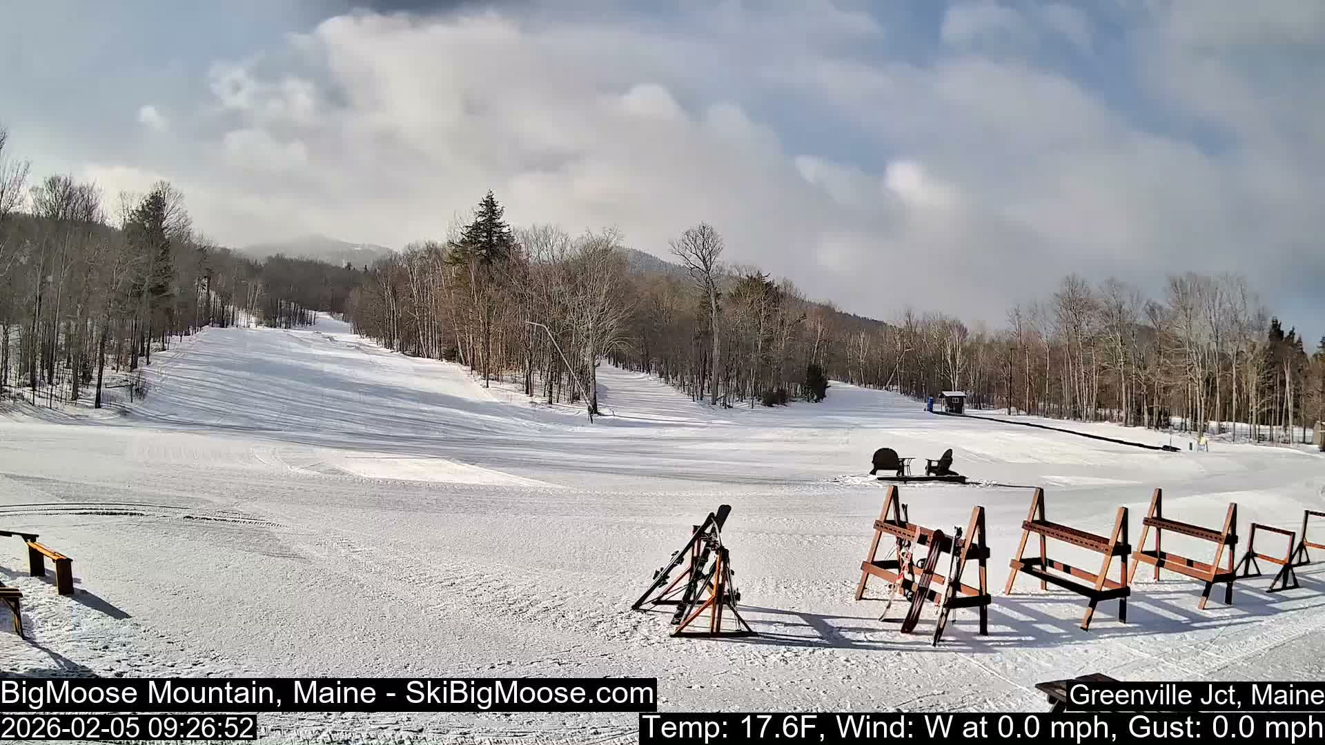 Big Moose Mountain Ski Live Cam - Greenville, Maine, USA