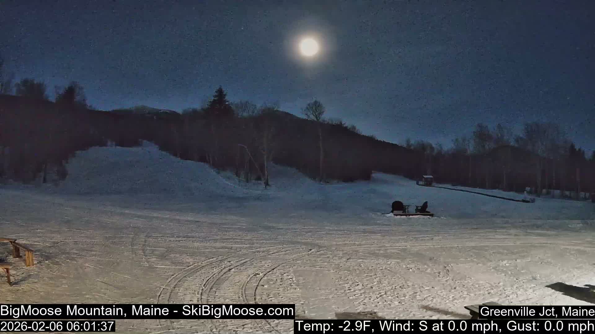 Big Moose Mountain Ski Live Cam - Greenville, Maine, USA