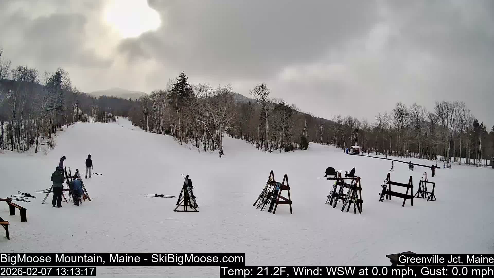 Big Moose Mountain Ski Live Cam - Greenville, Maine, USA