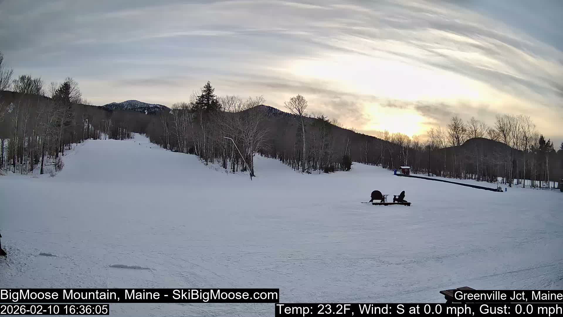 Big Moose Mountain Ski Live Cam - Greenville, Maine, USA