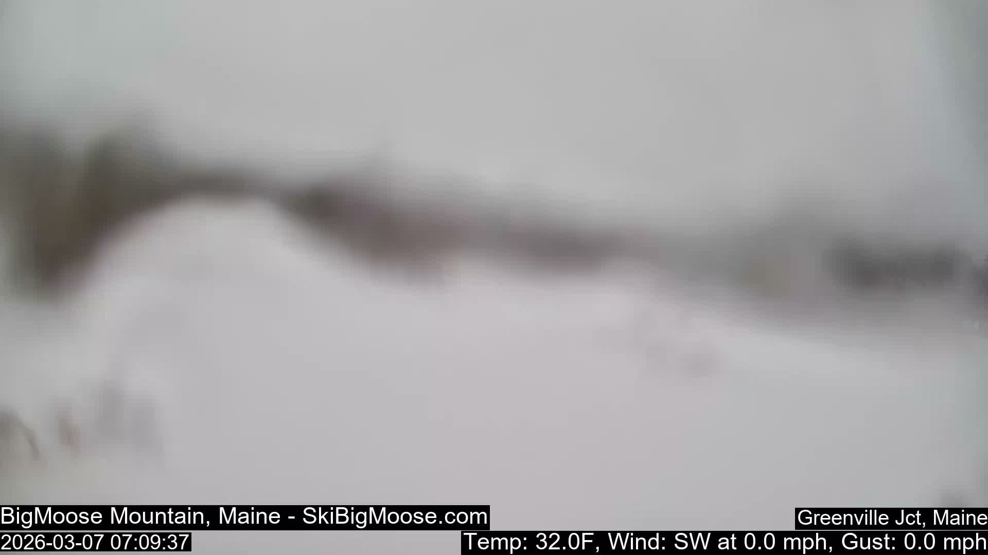Big Moose Mountain Ski Live Cam - Greenville, Maine, USA