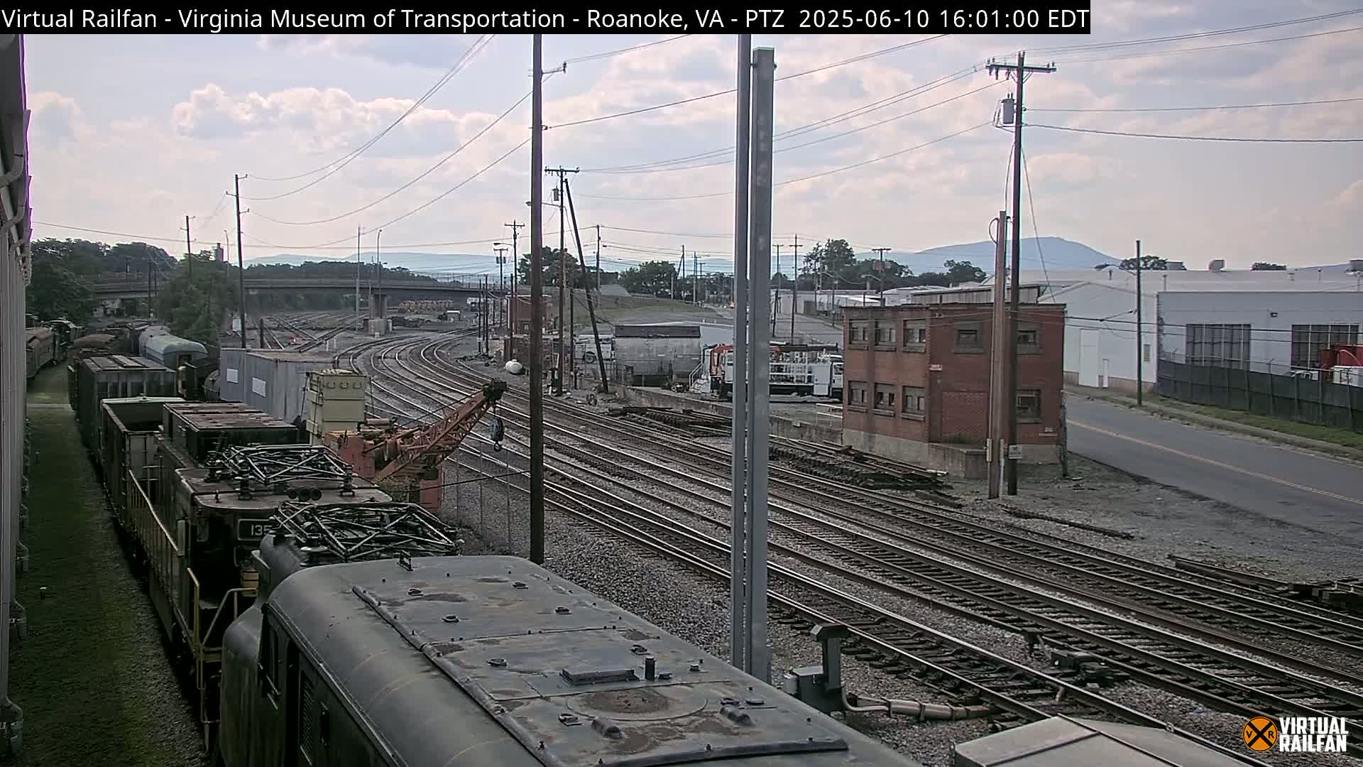 Roanoke Train Depot & Railroad Live Cam - Roanoke, Virginia, USA 