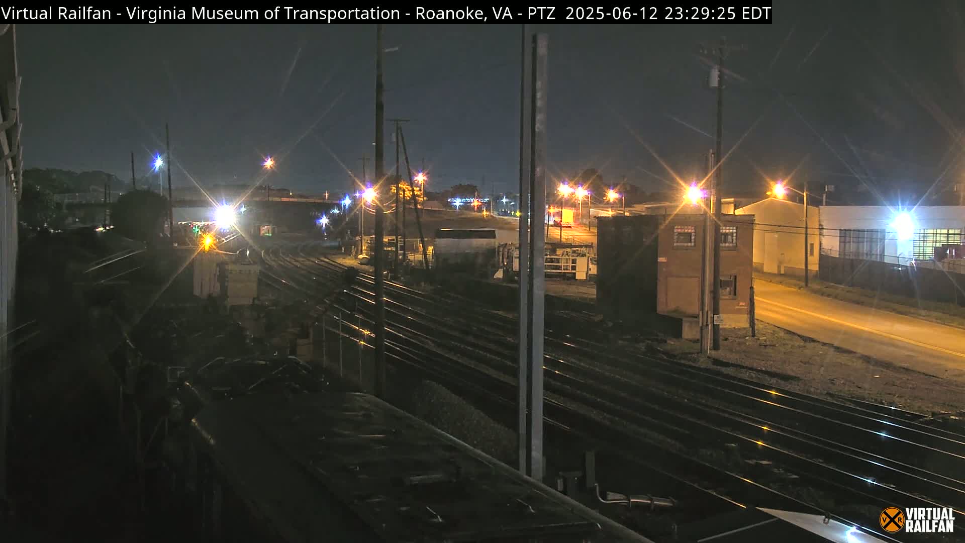Roanoke Train Depot & Railroad Live Cam - Roanoke, Virginia, USA 