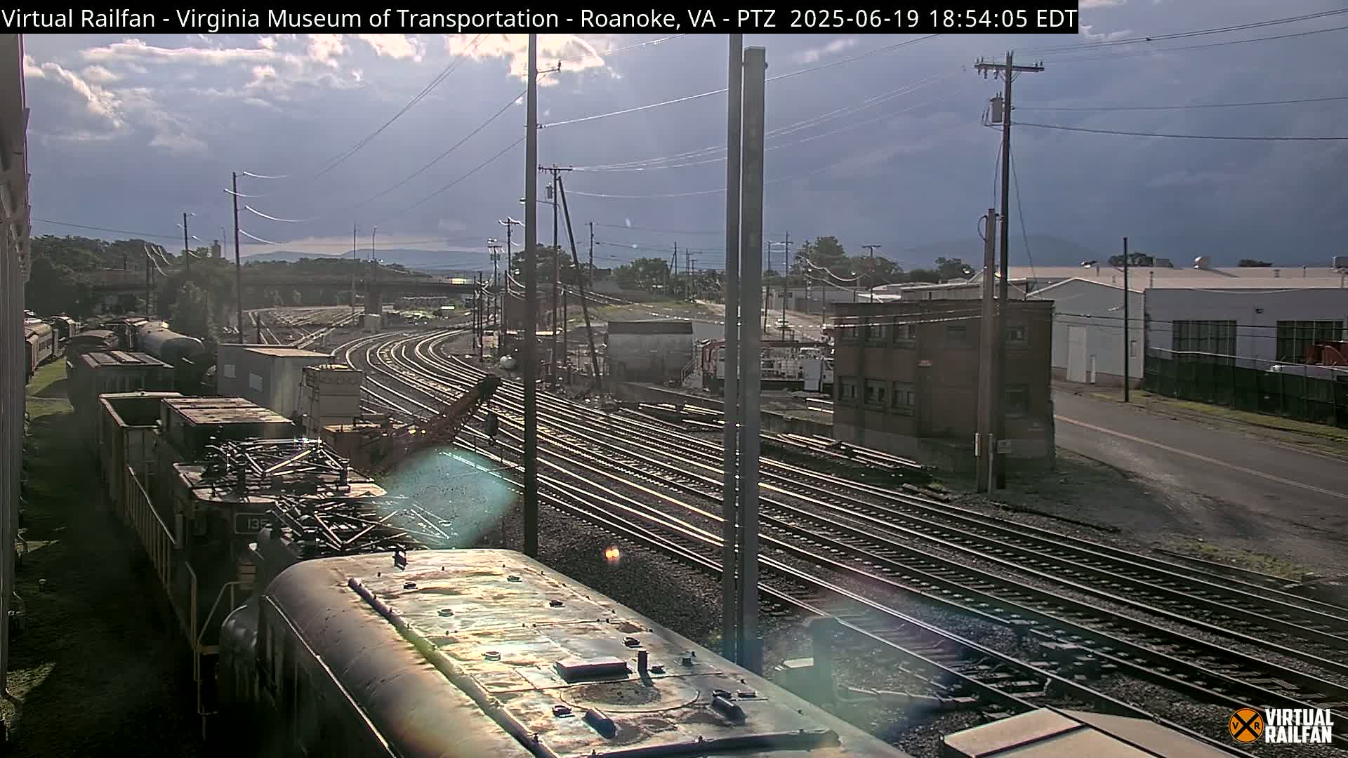 Roanoke Train Depot & Railroad Live Cam - Roanoke, Virginia, USA 