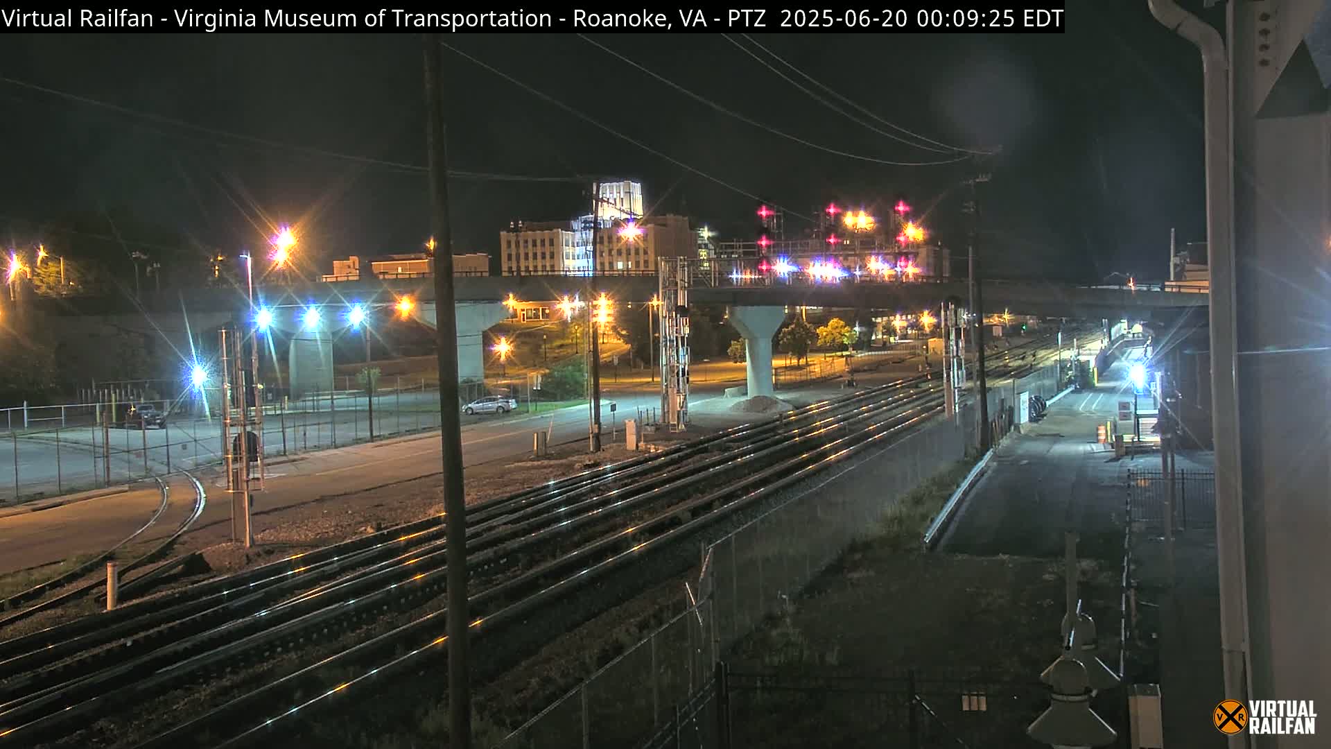 Roanoke Train Depot & Railroad Live Cam - Roanoke, Virginia, USA 