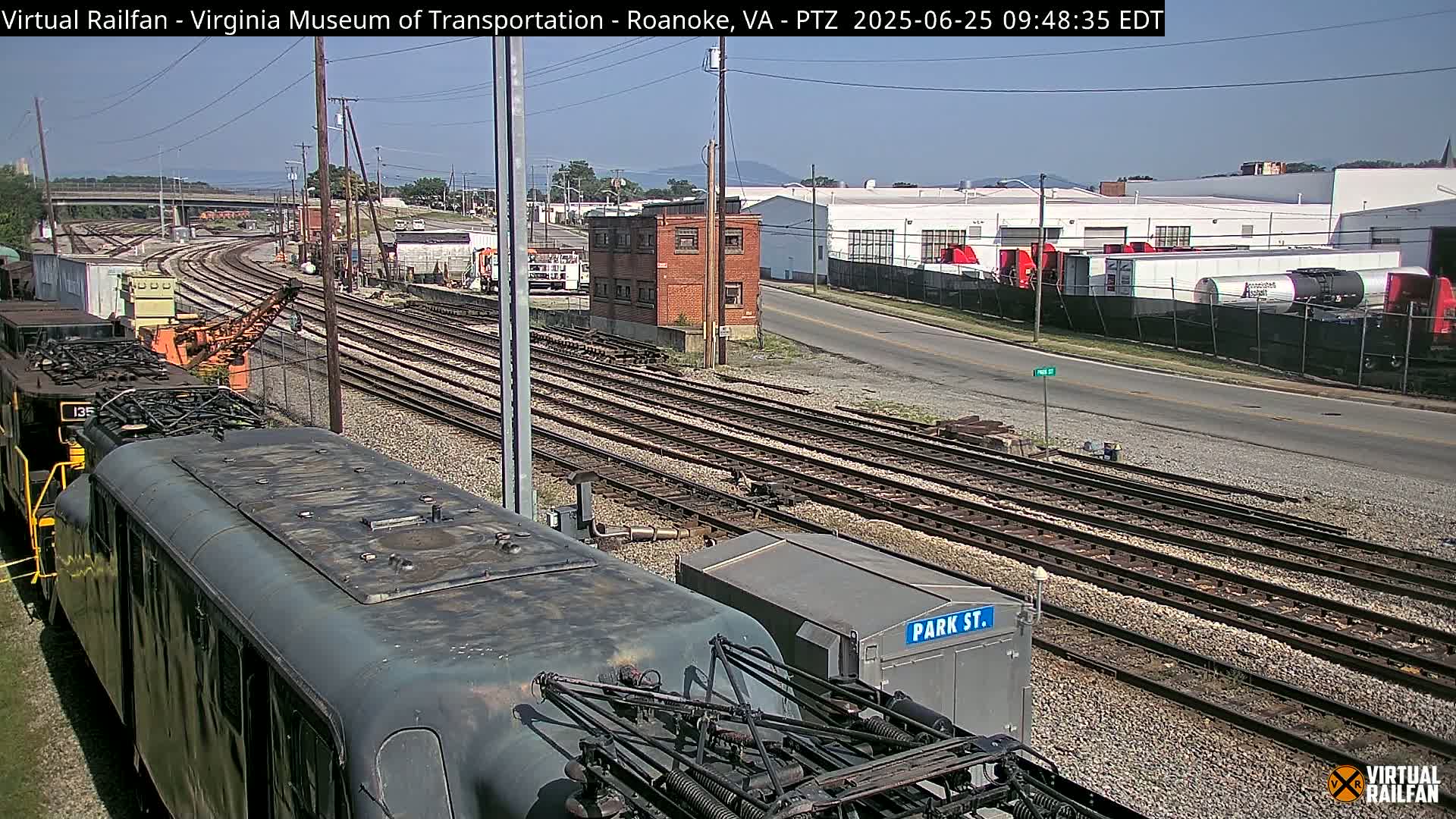 Roanoke Train Depot & Railroad Live Cam - Roanoke, Virginia, USA 