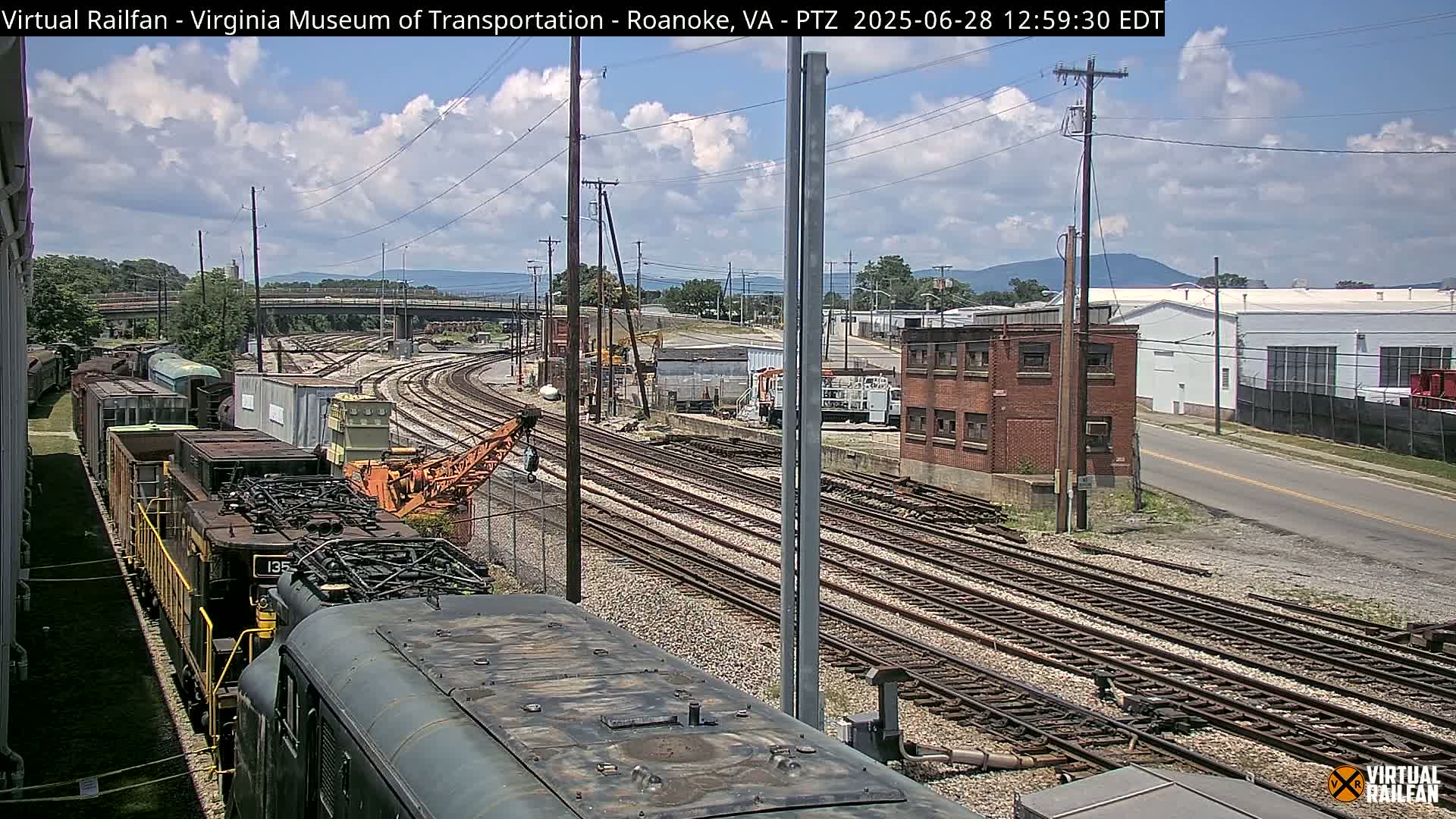 Roanoke Train Depot & Railroad Live Cam - Roanoke, Virginia, USA 