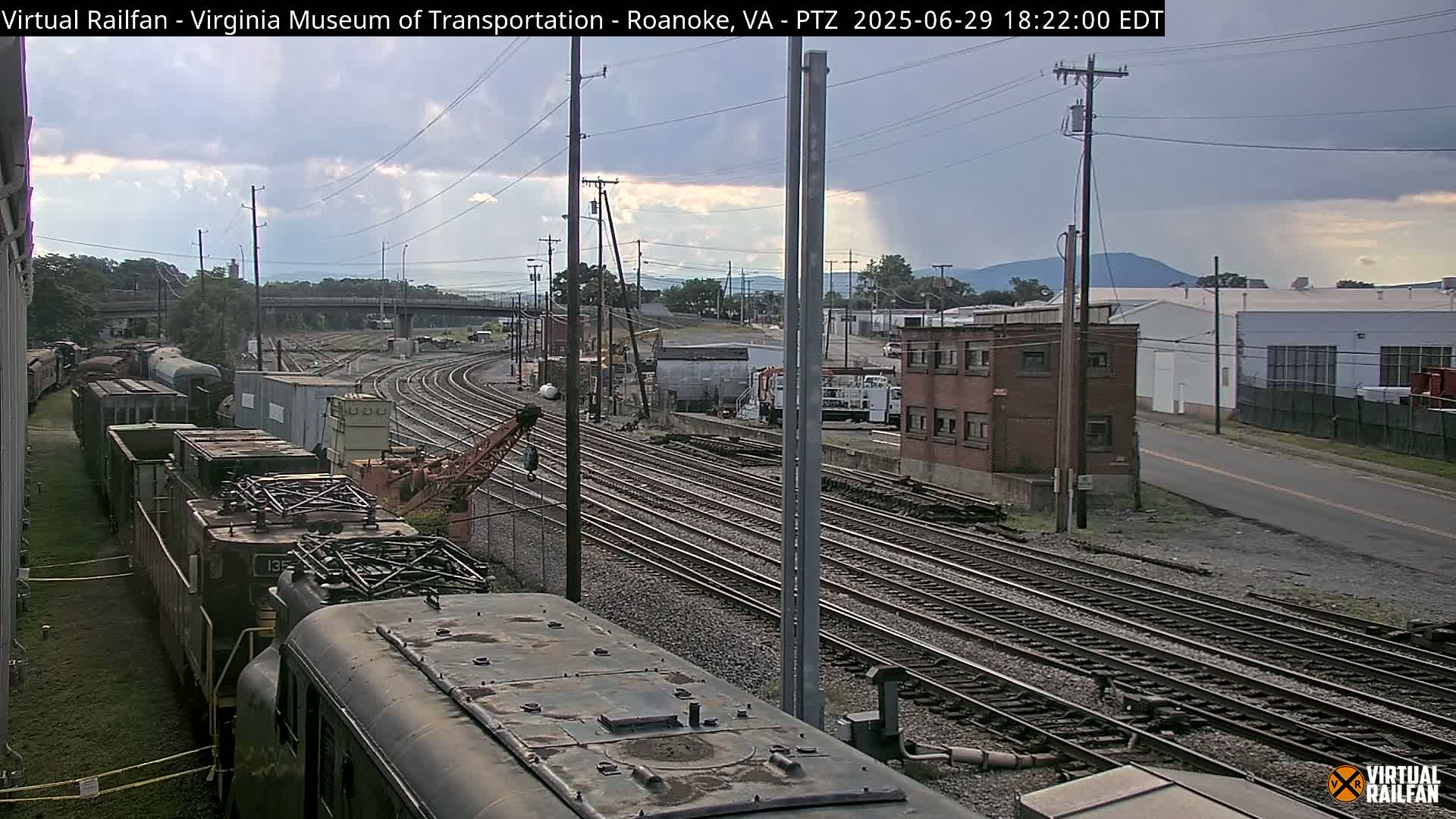 Roanoke Train Depot & Railroad Live Cam - Roanoke, Virginia, USA 