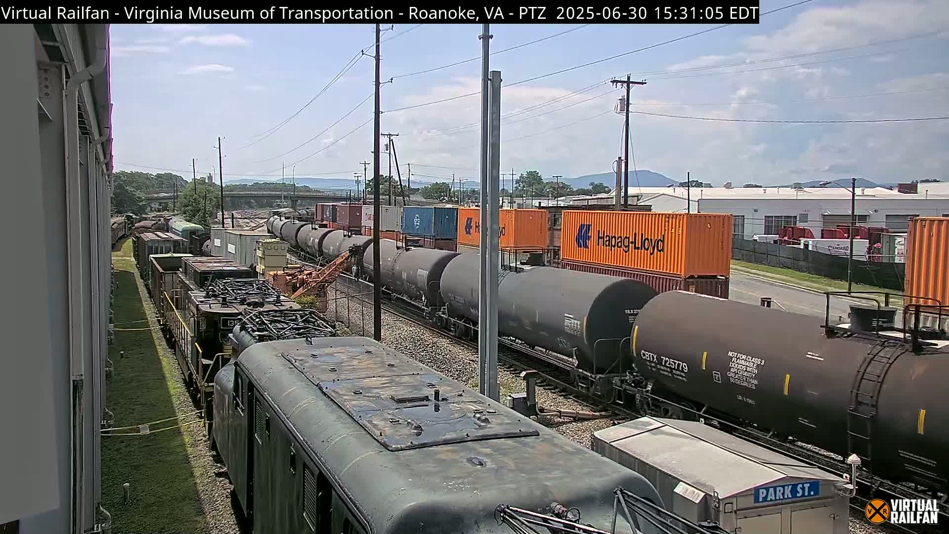 Roanoke Train Depot & Railroad Live Cam - Roanoke, Virginia, USA 