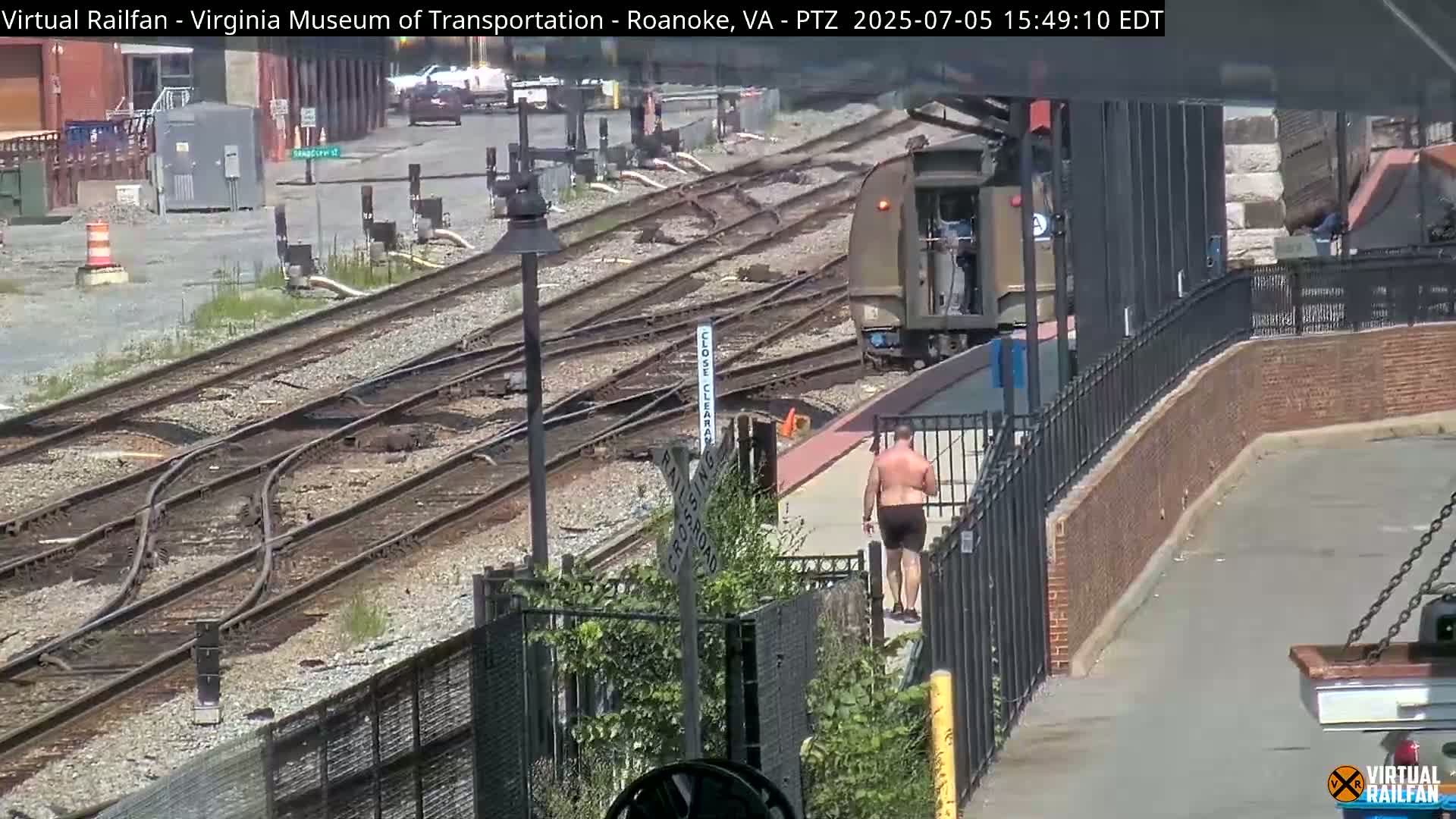 Roanoke Train Depot & Railroad Live Cam - Roanoke, Virginia, USA 