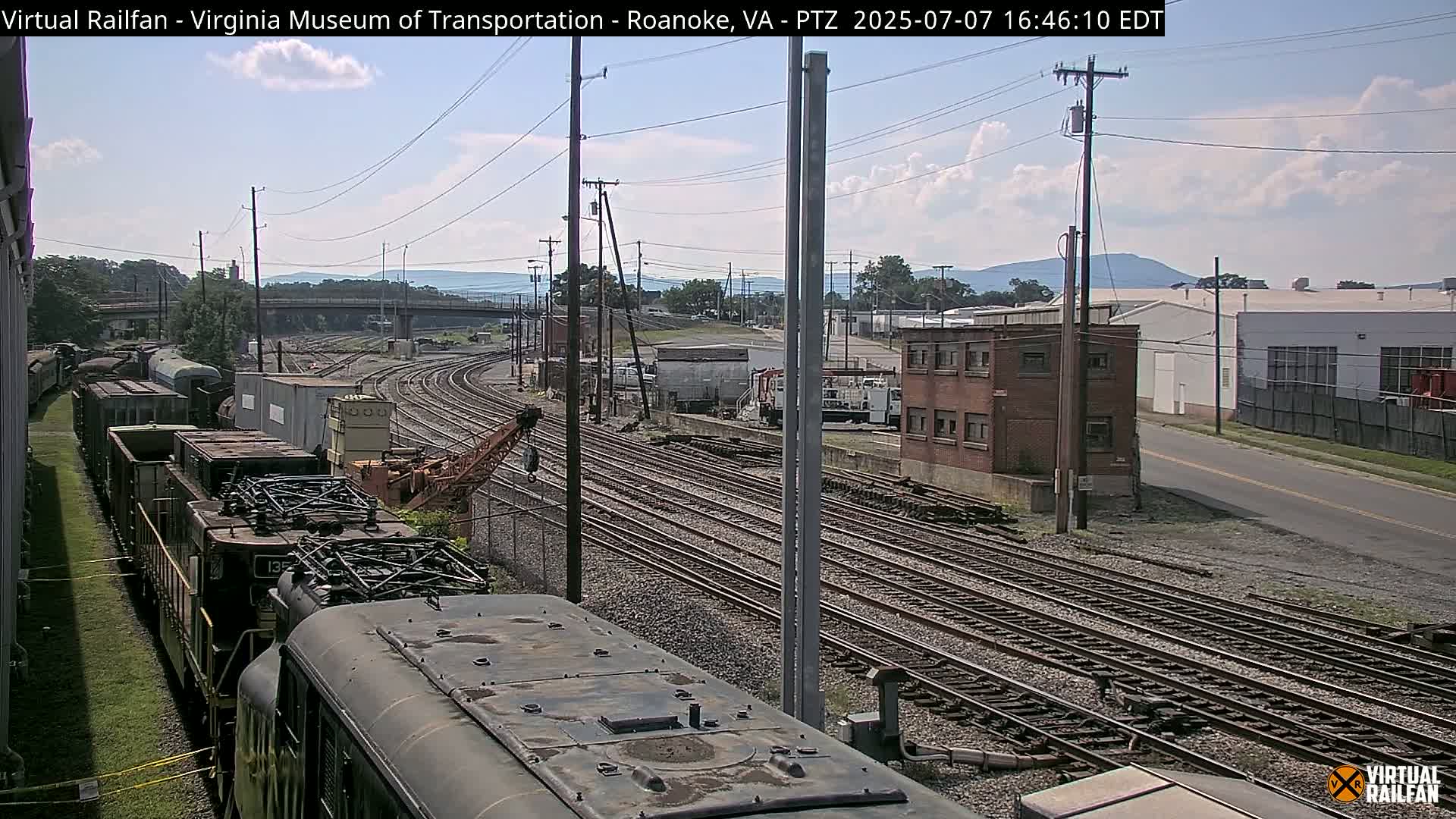 Roanoke Train Depot & Railroad Live Cam - Roanoke, Virginia, USA 