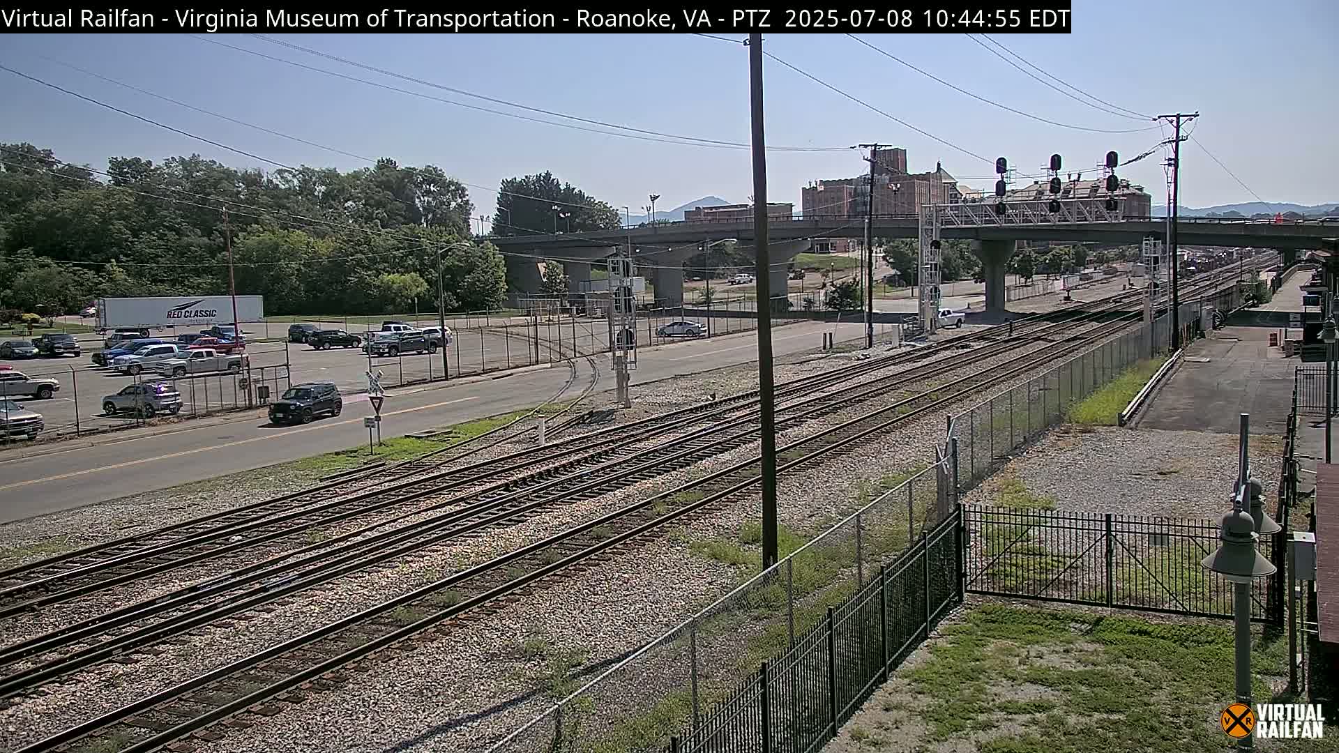 Roanoke Train Depot & Railroad Live Cam - Roanoke, Virginia, USA 