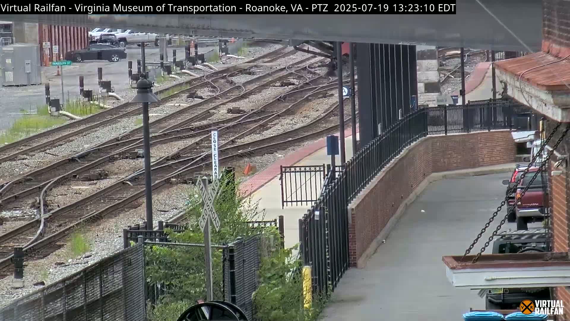 Roanoke Train Depot & Railroad Live Cam - Roanoke, Virginia, USA 