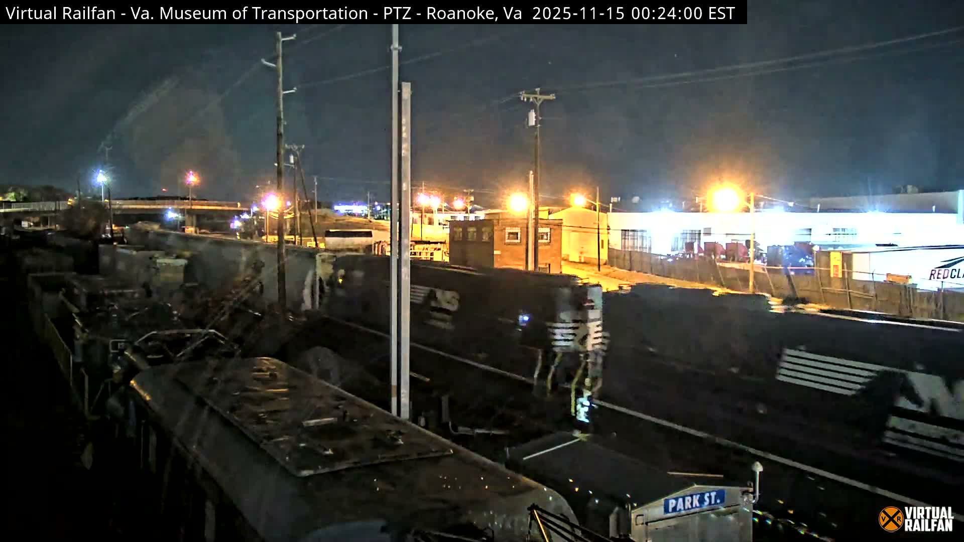 Roanoke Train Depot & Railroad Live Cam - Roanoke, Virginia, USA 