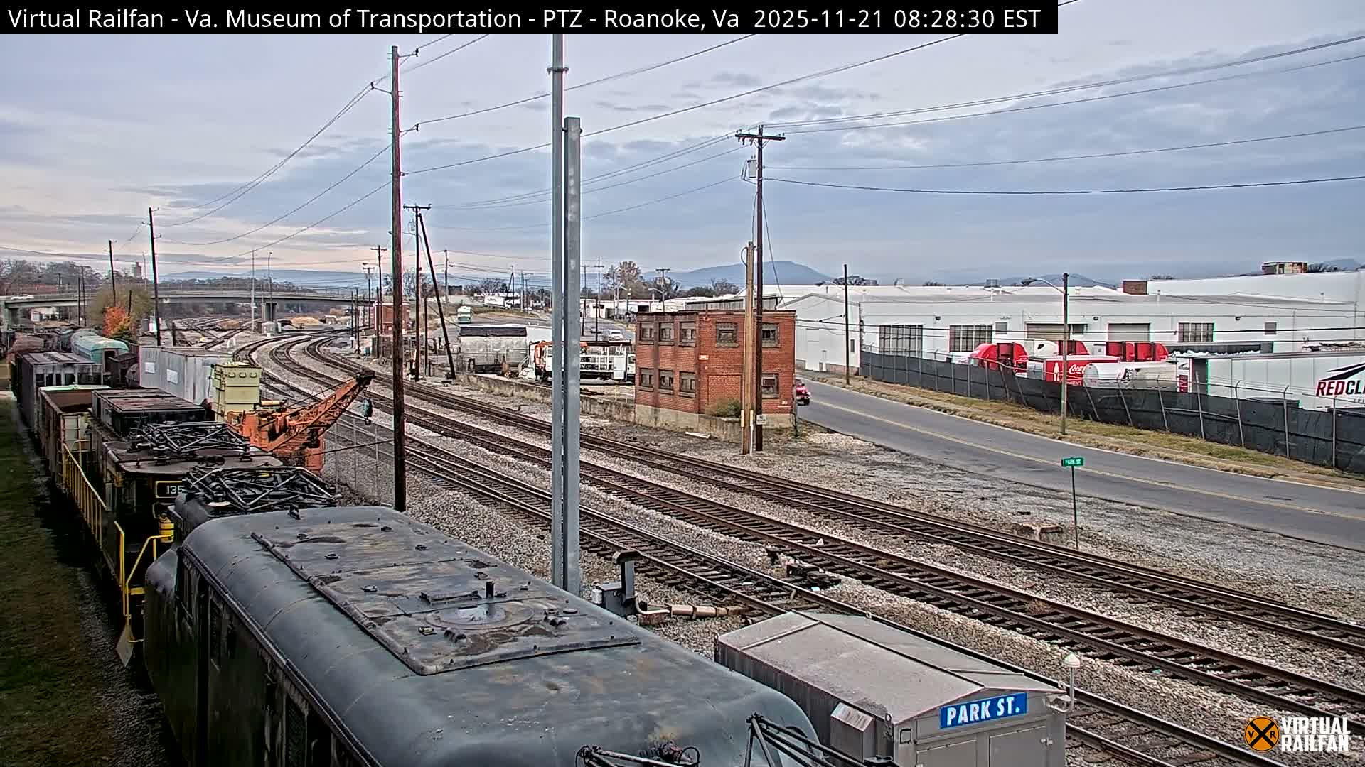 Roanoke Train Depot & Railroad Live Cam - Roanoke Downtown, Roanoke, Virginia, USA 