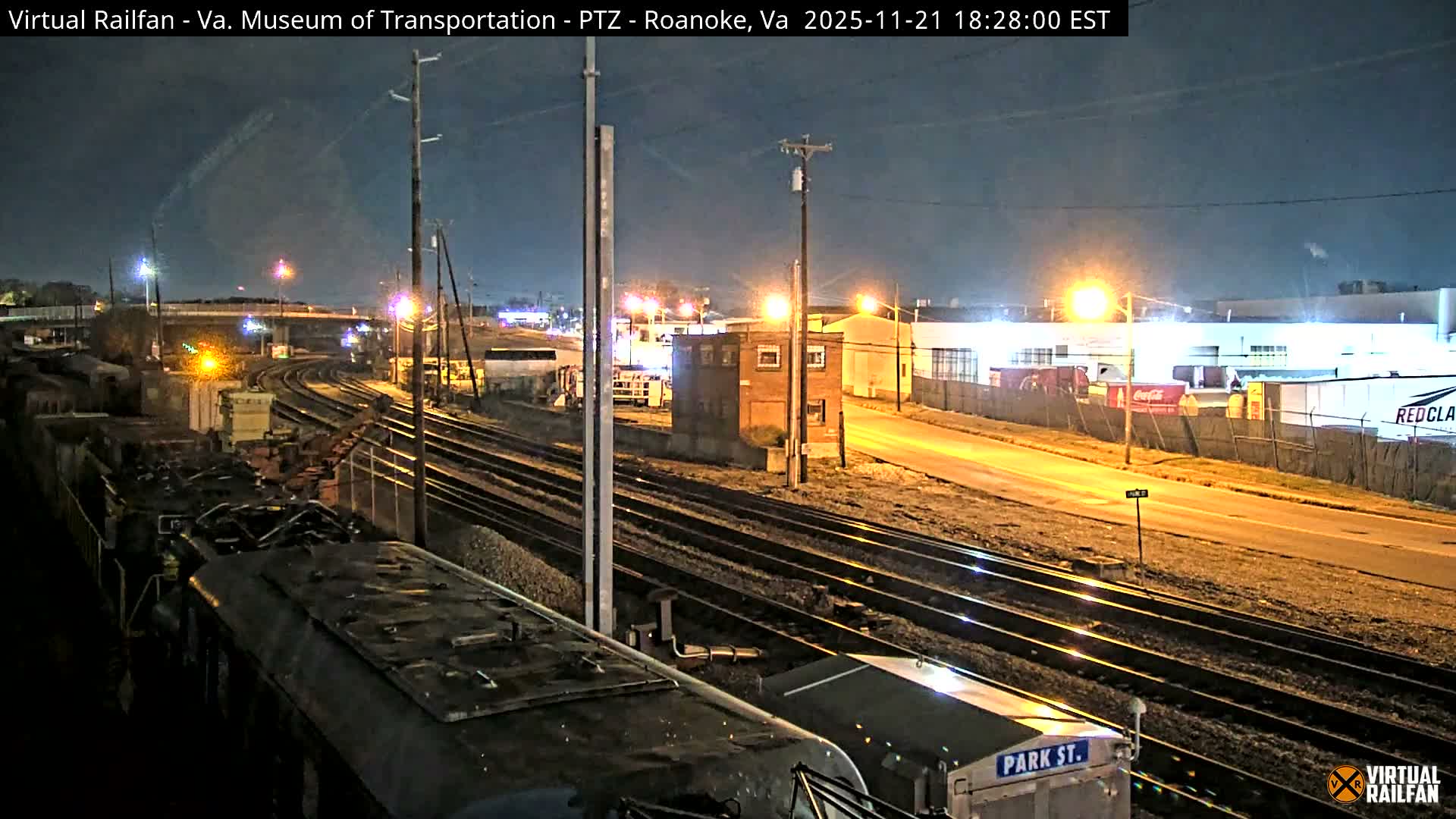 Roanoke Train Depot & Railroad Live Cam - Roanoke Downtown, Roanoke, Virginia, USA 