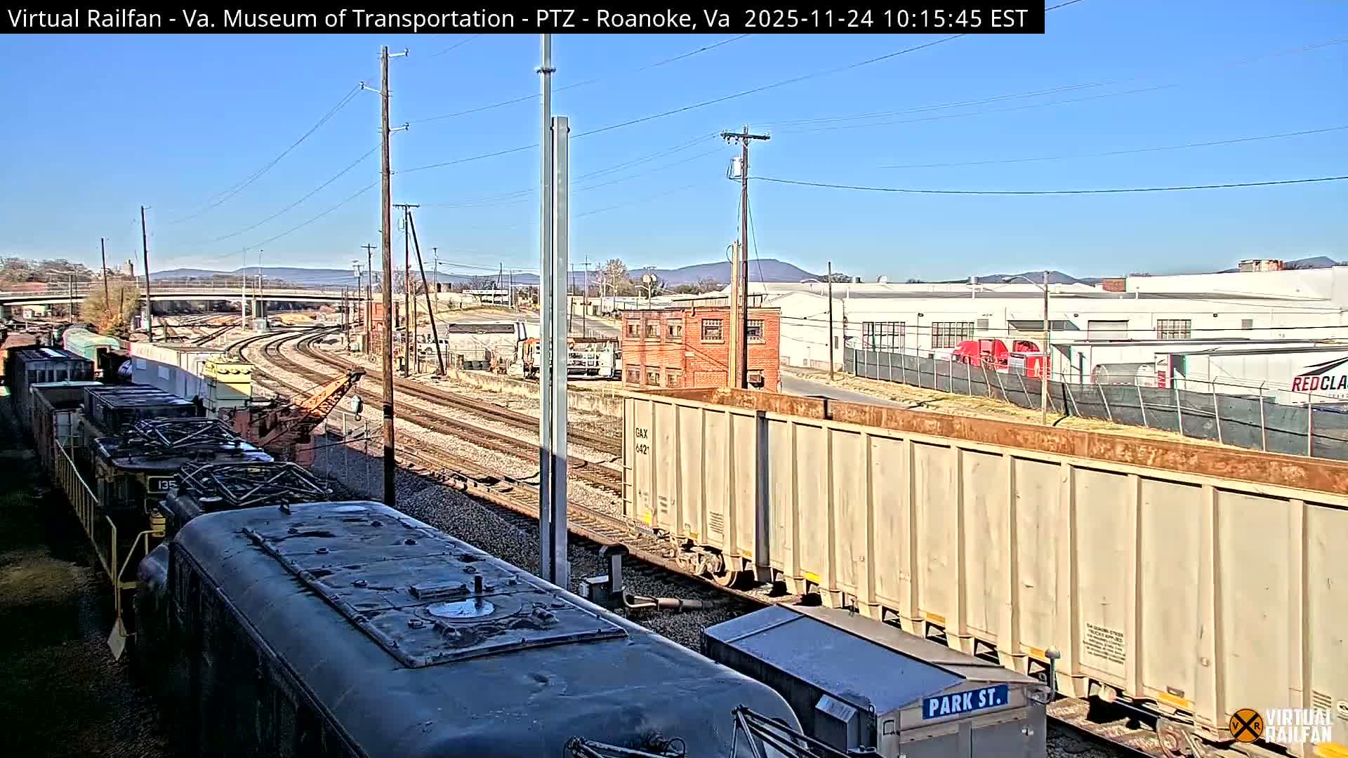 Roanoke Train Depot & Railroad Live Cam - Roanoke Downtown, Roanoke, Virginia, USA 