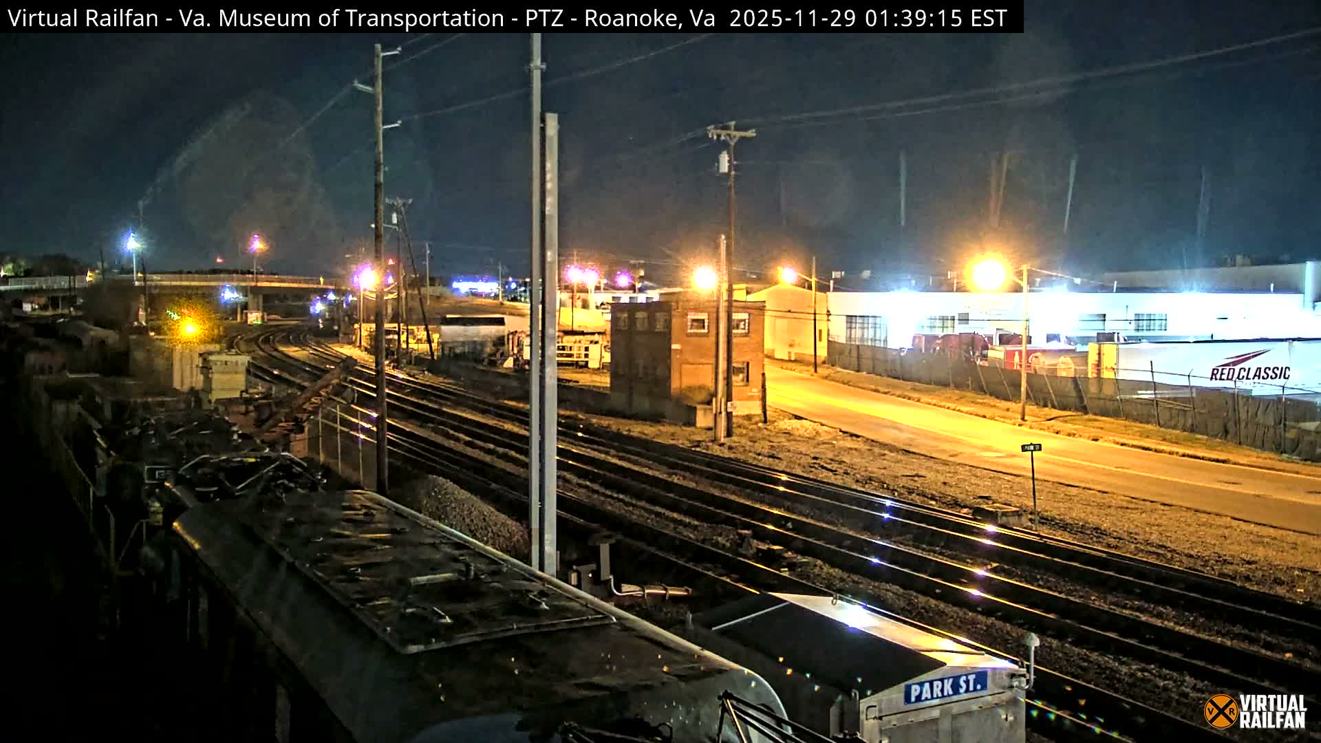 Roanoke Train Depot & Railroad Live Cam - Roanoke Downtown, Roanoke, Virginia, USA 