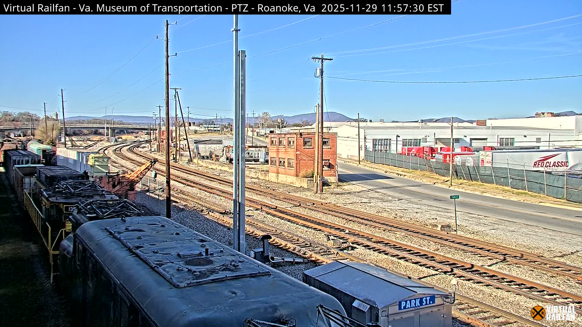 Roanoke Train Depot & Railroad Live Cam - Roanoke Downtown, Roanoke, Virginia, USA 