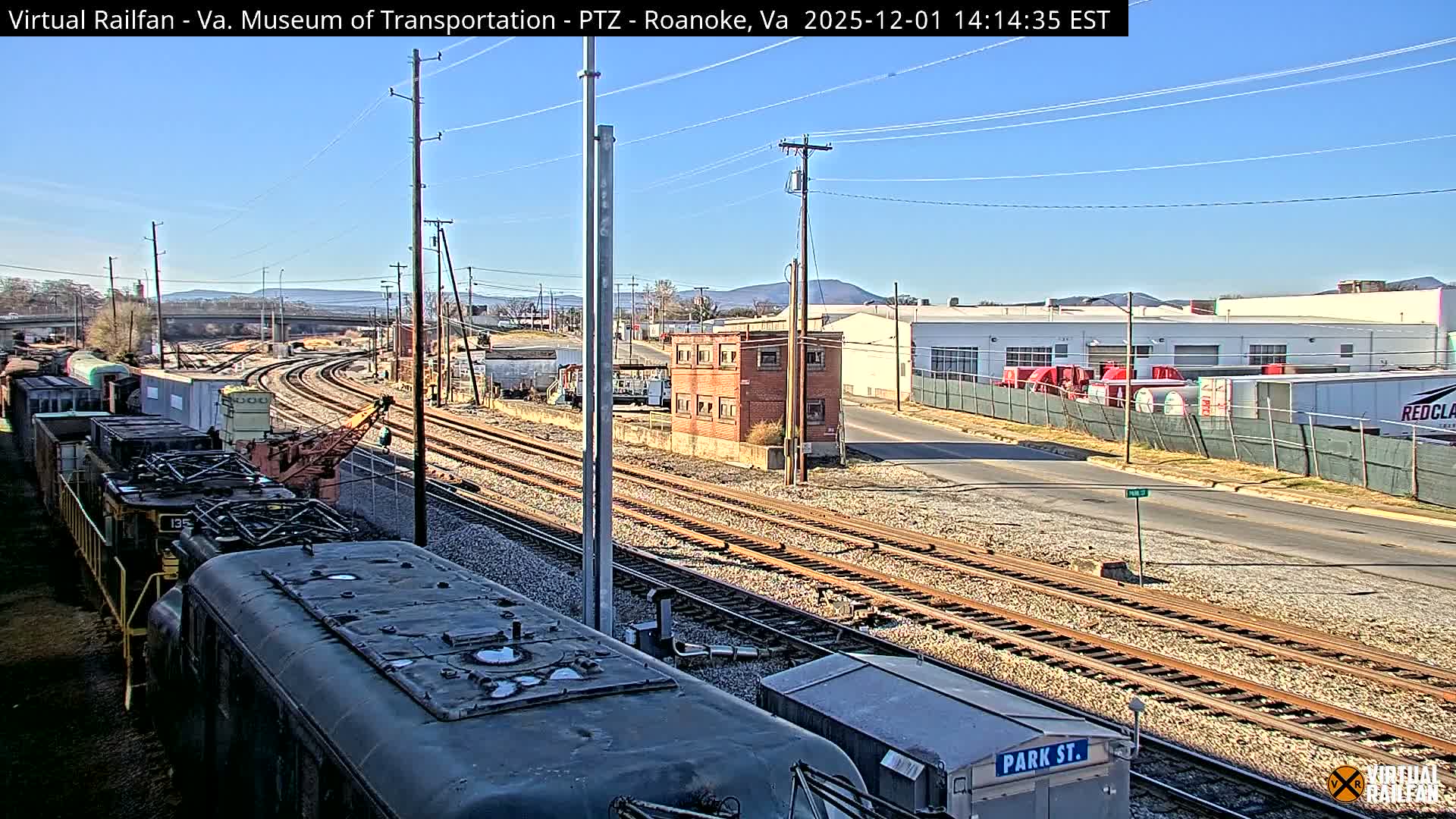 Roanoke Train Depot & Railroad Live Cam - Roanoke Downtown, Roanoke, Virginia, USA 