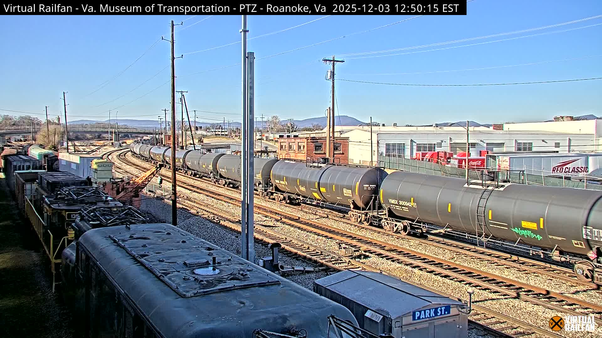 Roanoke Train Depot & Railroad Live Cam - Roanoke Downtown, Roanoke, Virginia, USA 