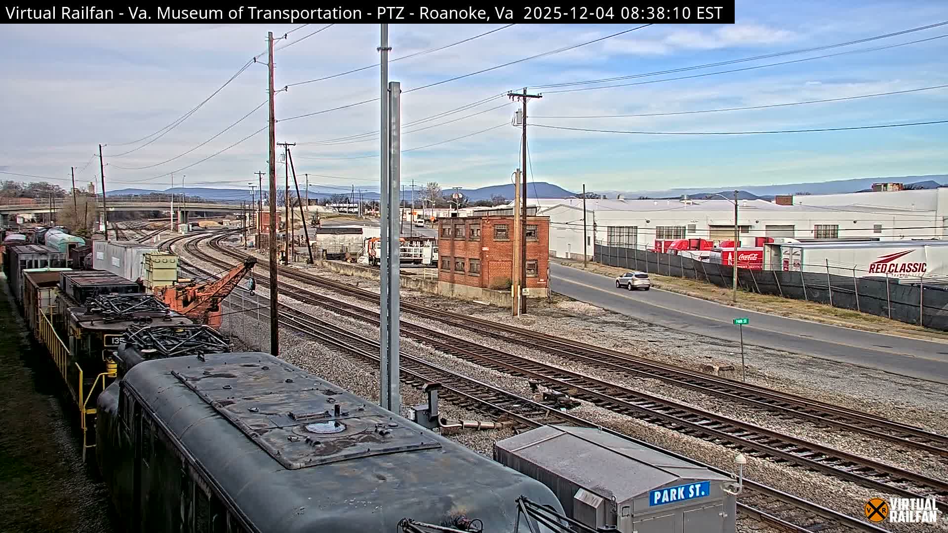 Roanoke Train Depot & Railroad Live Cam - Roanoke Downtown, Roanoke, Virginia, USA 