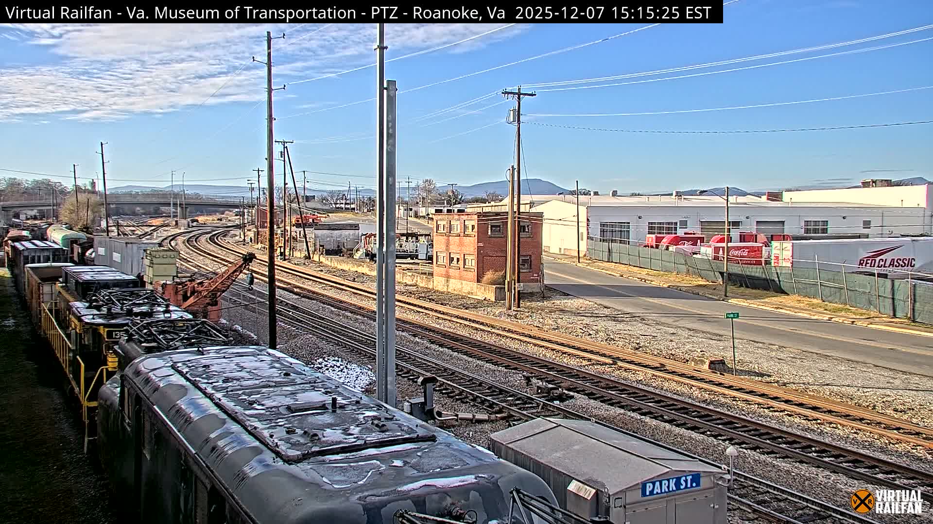Roanoke Train Depot & Railroad Live Cam - Roanoke Downtown, Roanoke, Virginia, USA 